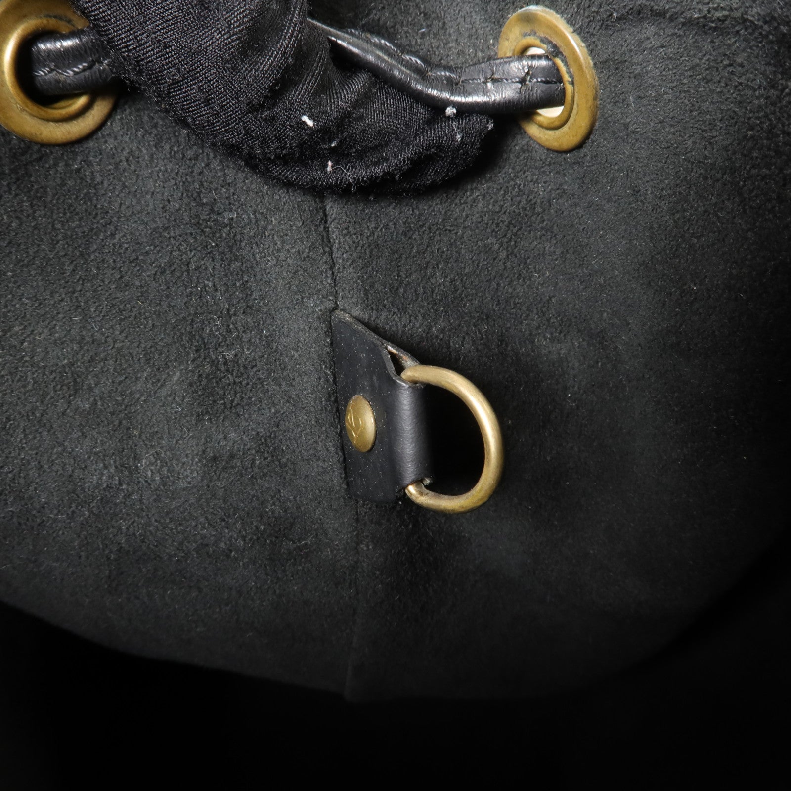 LOUIS VUITTON Epi Noe金扣肩背袋