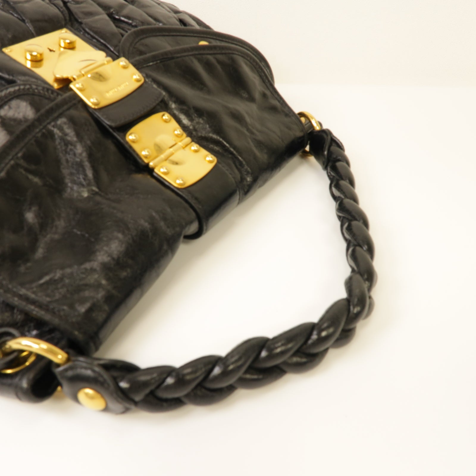 Miu Miu 【激減優惠】牛皮皮革Shoulder Bag金扣肩背袋黒色