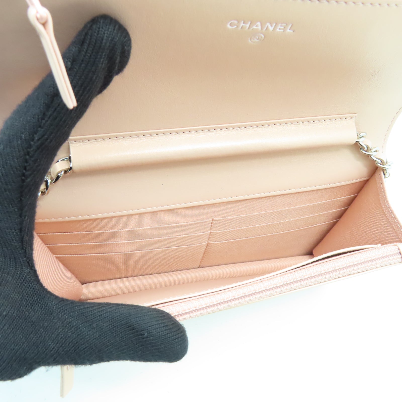 CHANEL 【激減優惠】斜紋牛皮皮革Boy Wallet On Chain銀扣鏈帶肩背袋粉紅色