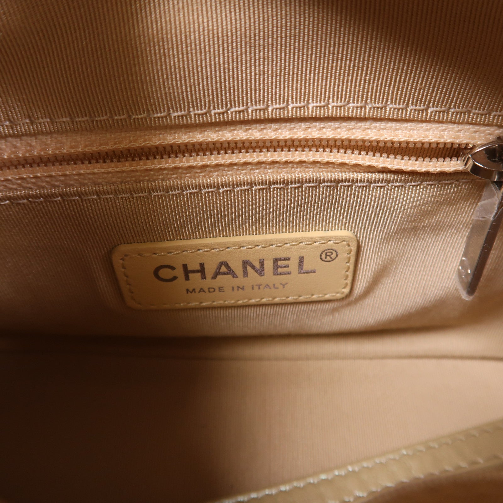 CHANEL 【激減優惠】皮革Gabrielle鏈帶肩背袋