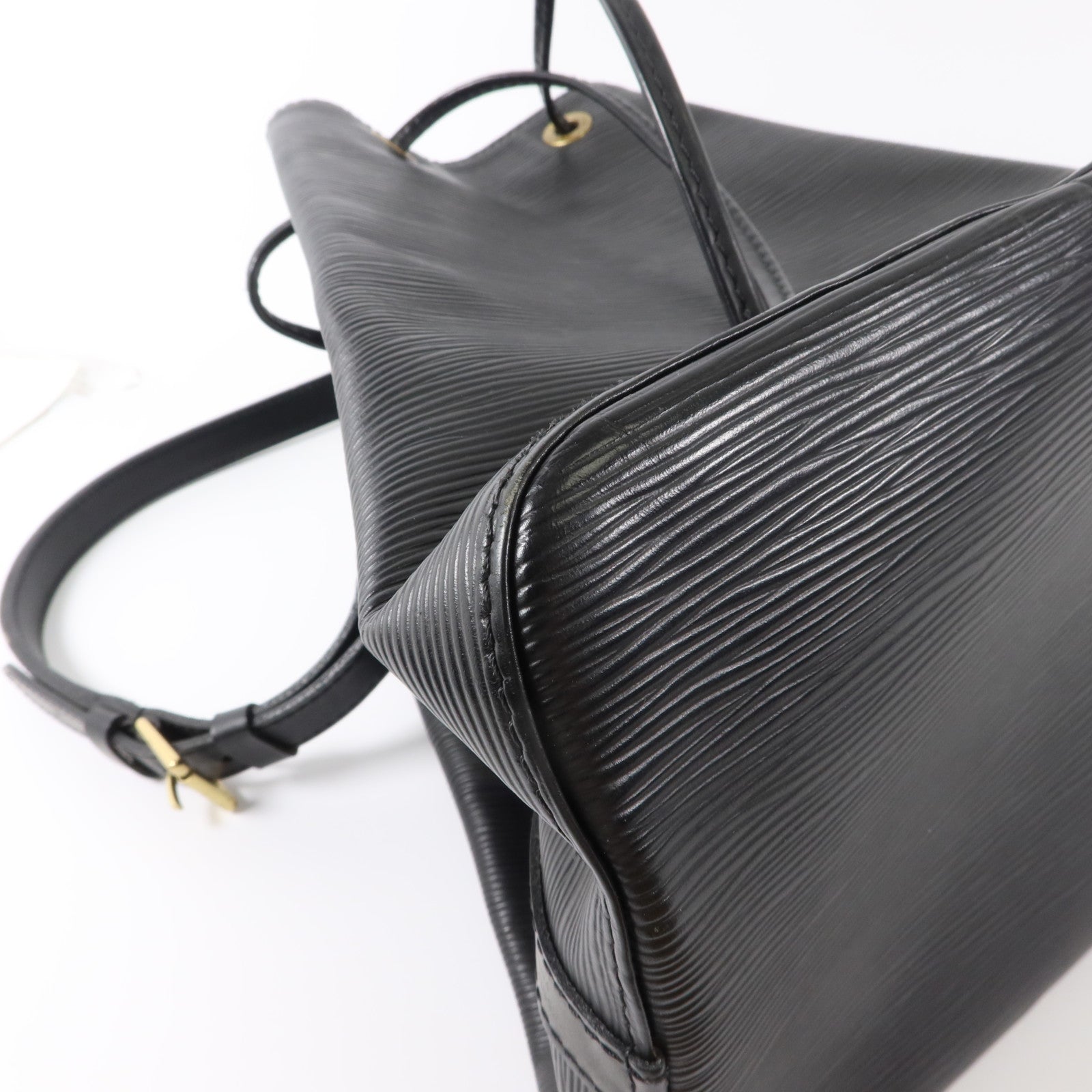 LOUIS VUITTON Epi Noe金扣肩背袋