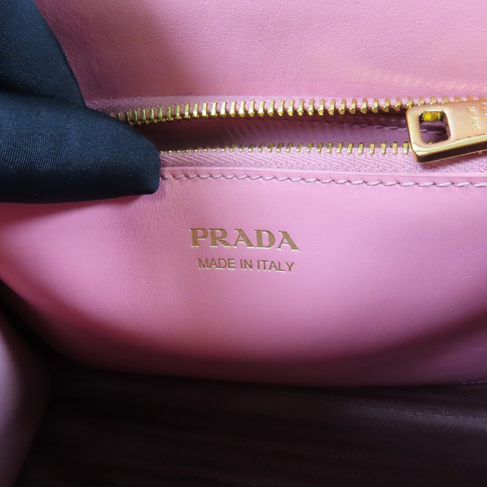 PRADA Saffiano皮革Shoulder Bag金扣手挽肩背兩用袋