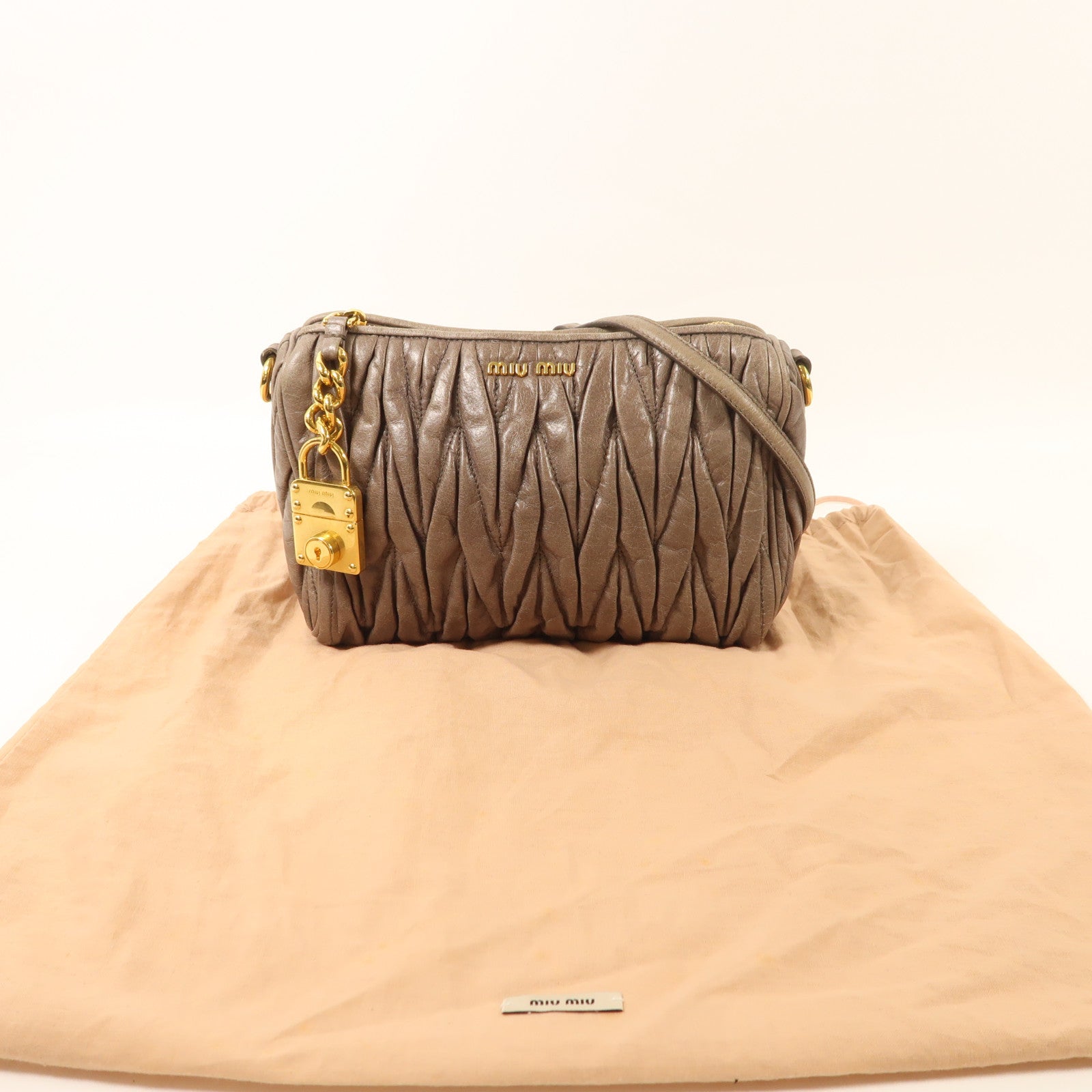 Miu Miu 牛皮皮革Shoulder Bag金扣肩背袋