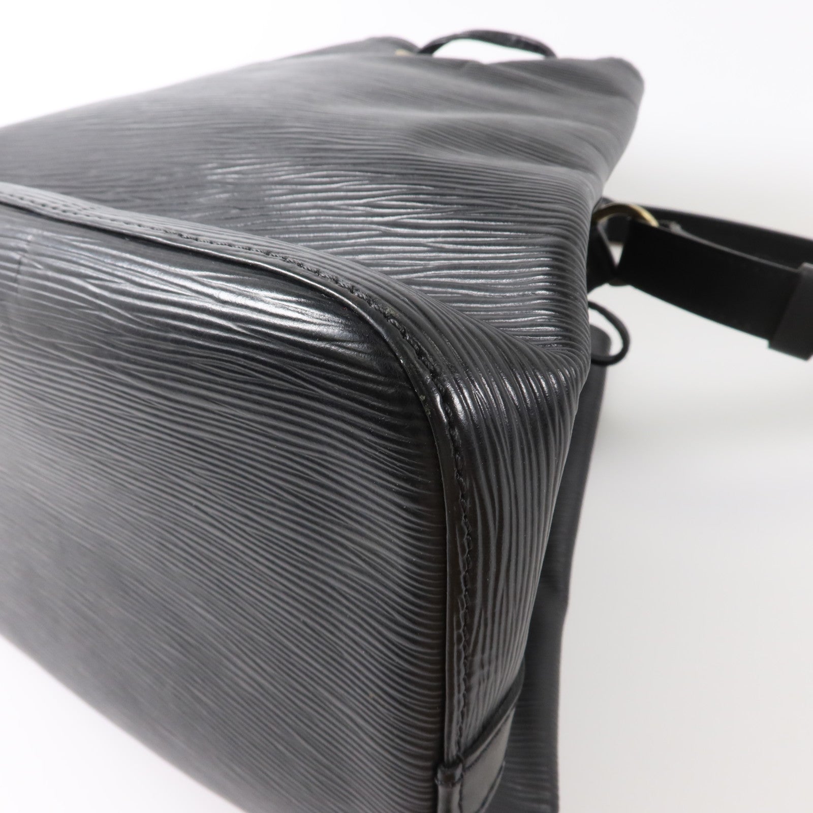 LOUIS VUITTON Epi Noe金扣肩背袋