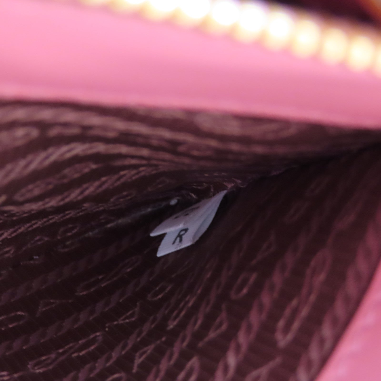 PRADA Saffiano皮革Shoulder Bag金扣手挽肩背兩用袋