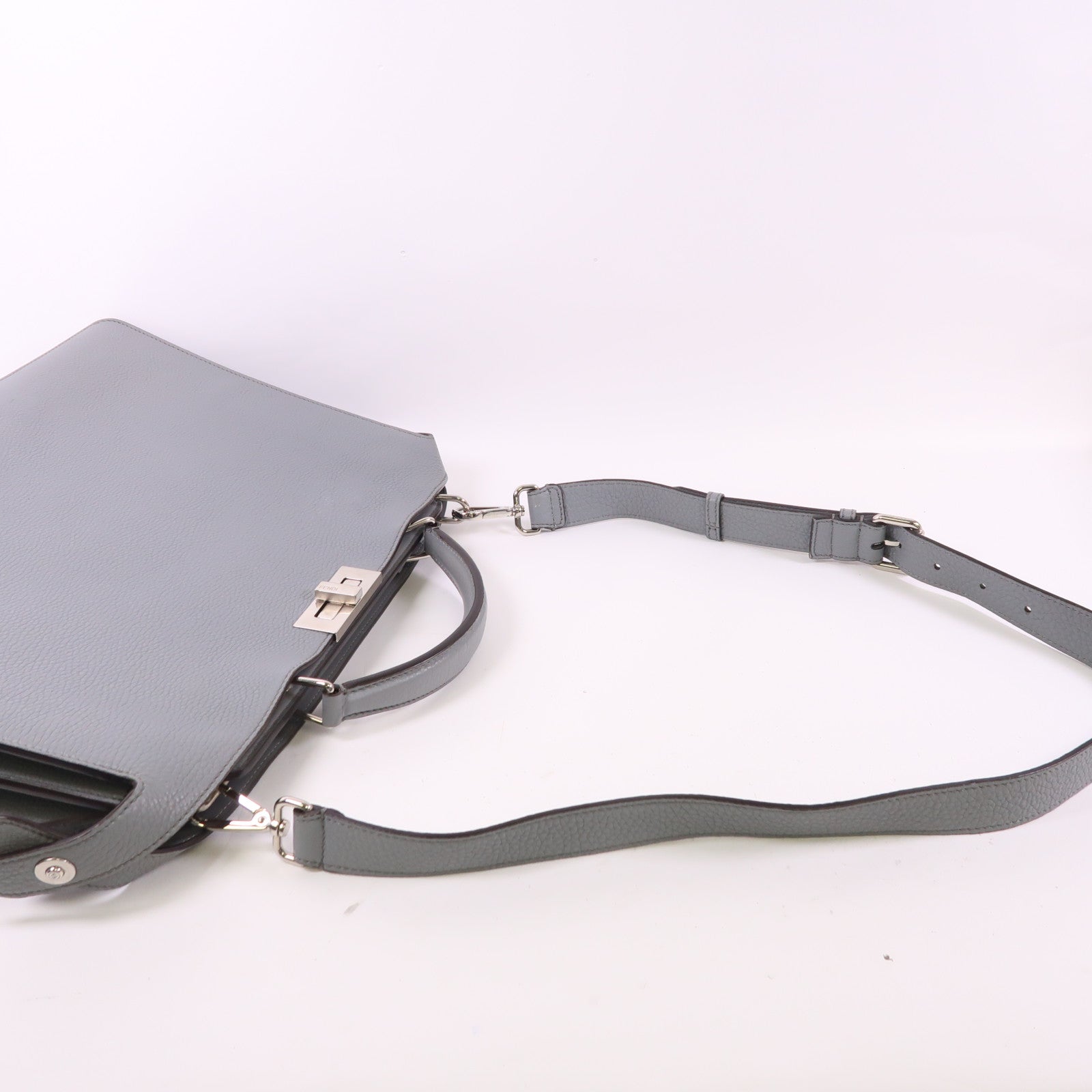 FENDI 牛皮皮革Peekaboo I See U Medium銀扣手挽肩背兩用袋