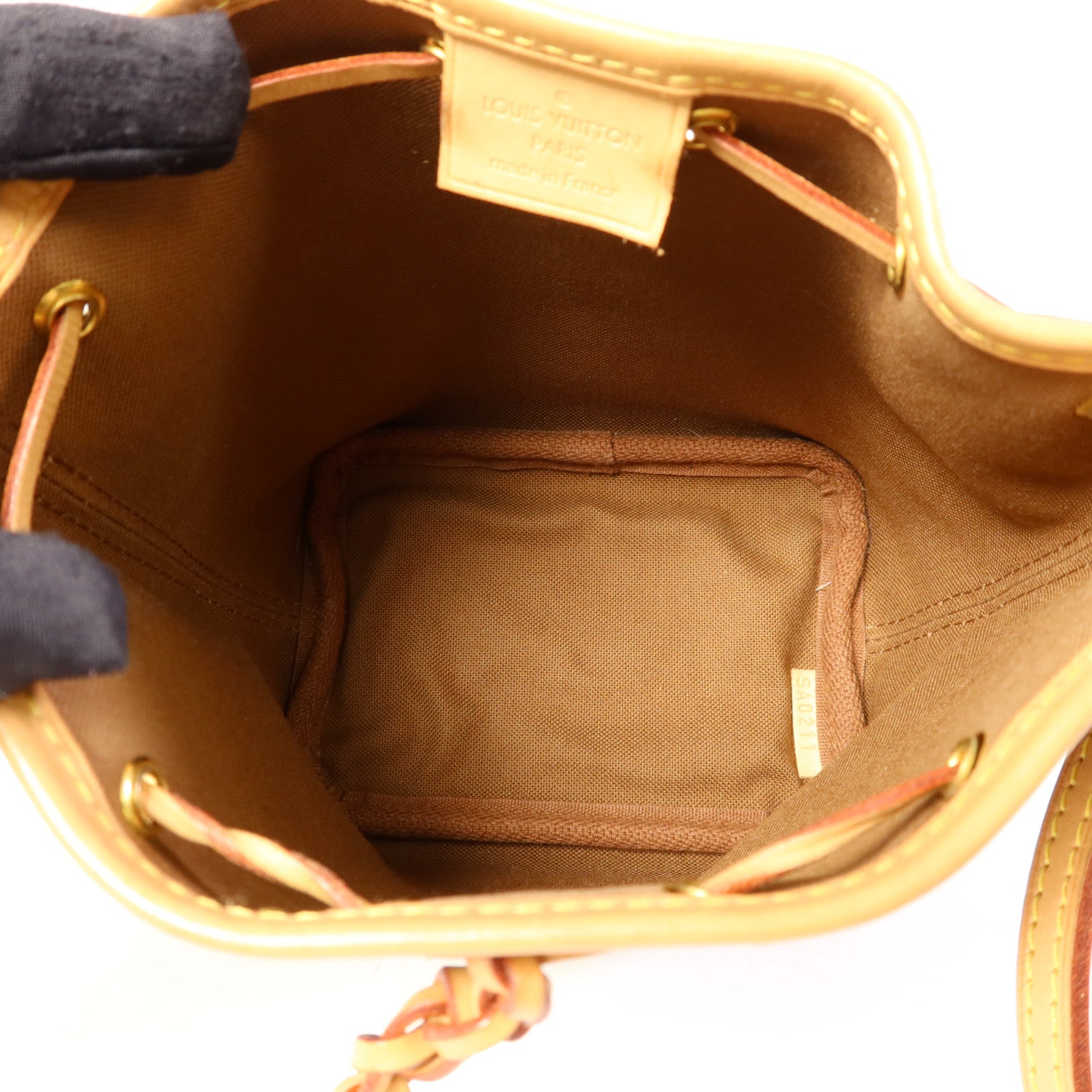 LOUIS VUITTON Monogram Nano Noe金扣肩背袋