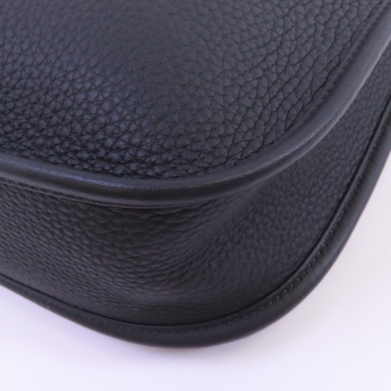HERMES Clemence皮革Evelyne PM銀扣肩背袋