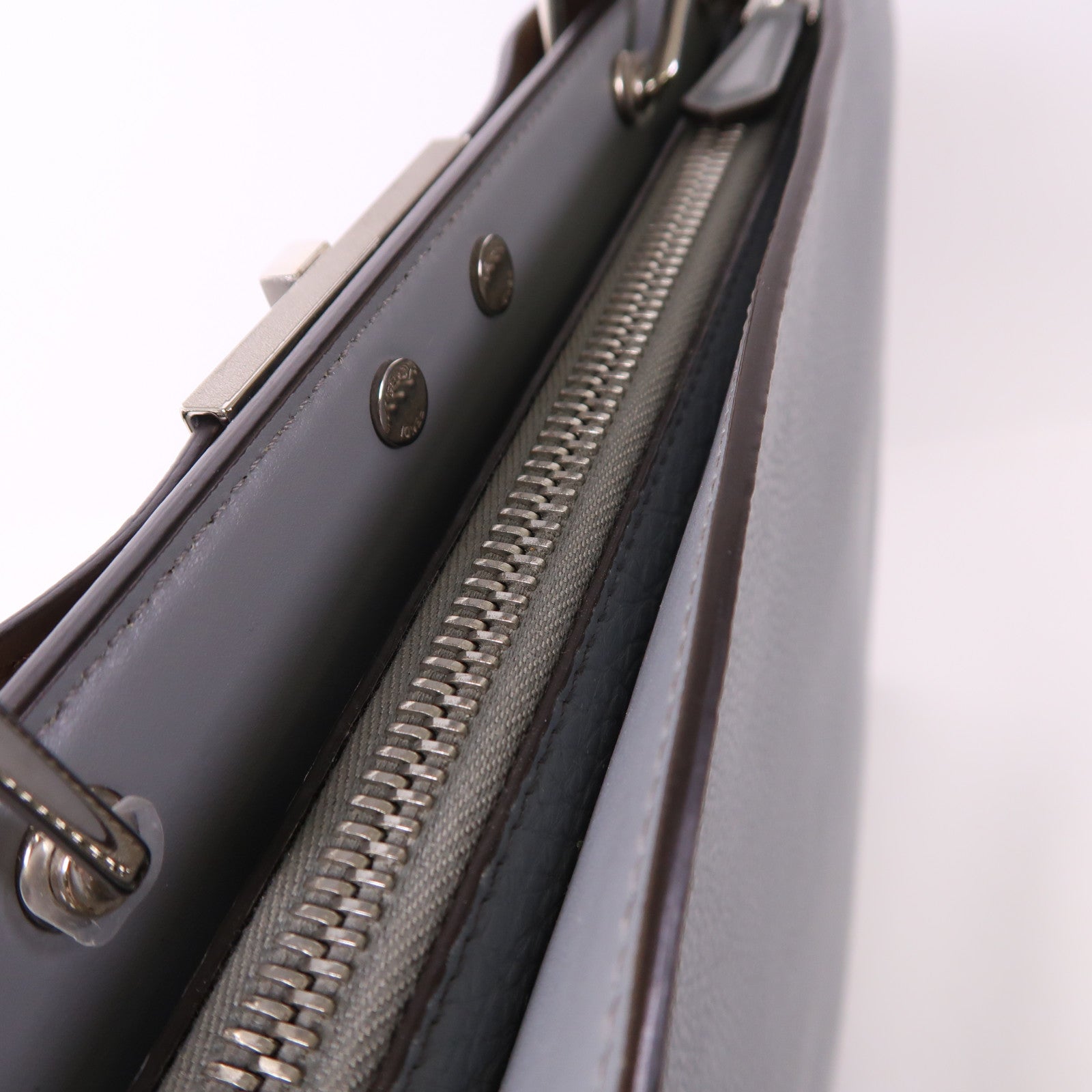 FENDI 牛皮皮革Peekaboo I See U Medium銀扣手挽肩背兩用袋