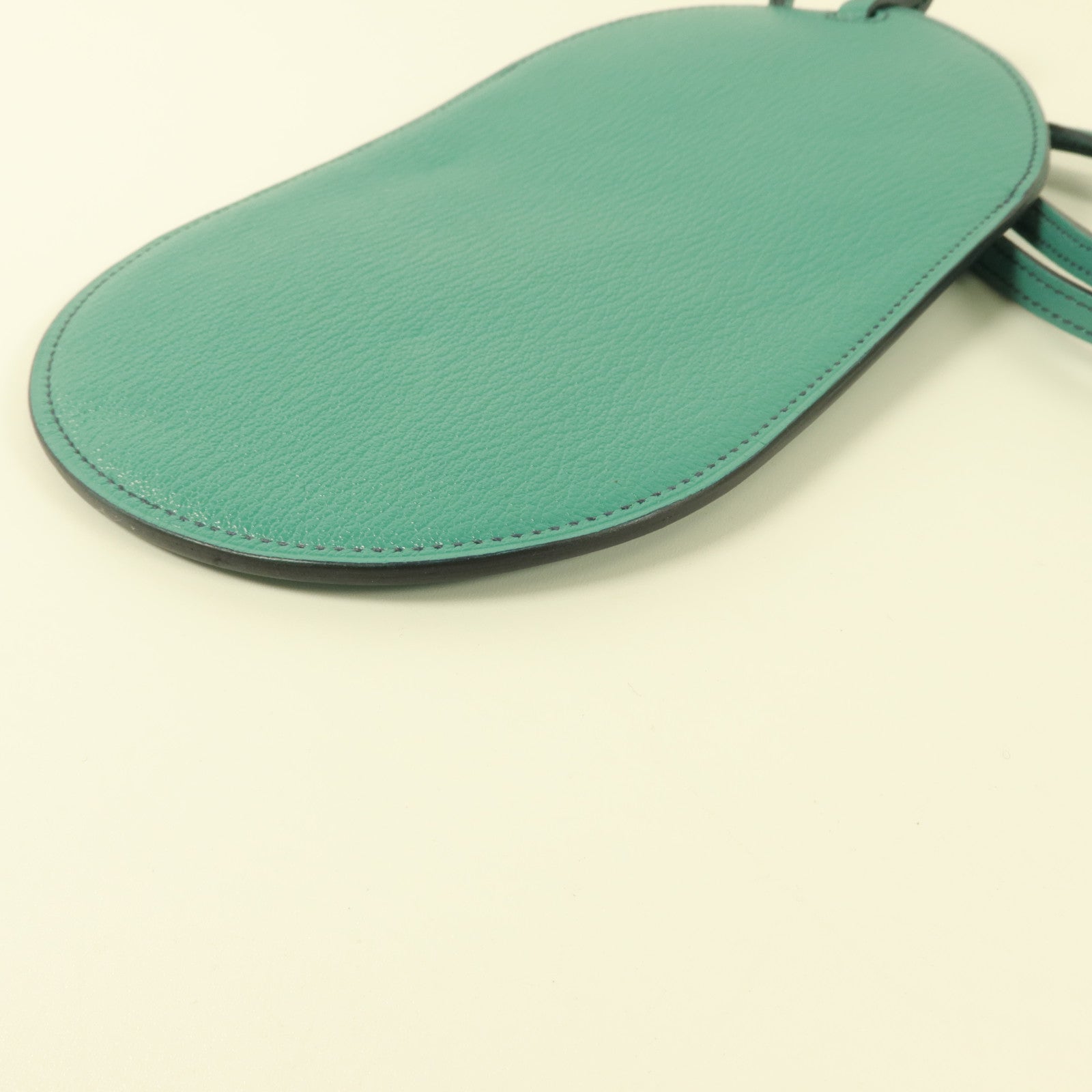 HERMES Chevre皮革In The Loop To Go GM電話肩背袋Vert Verone