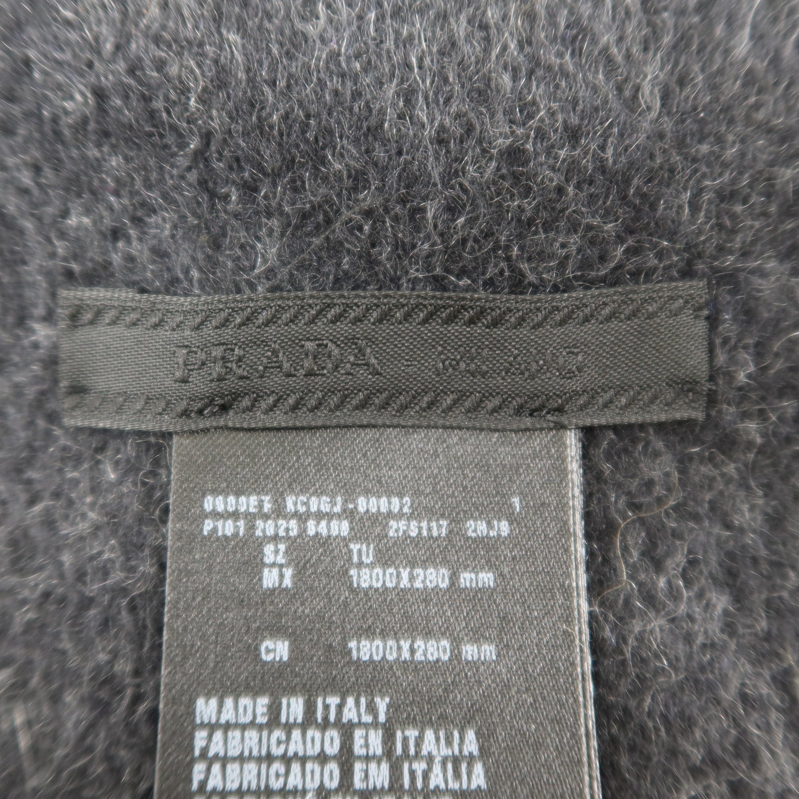 PRADA 羊絨Scarf 180x28圍巾