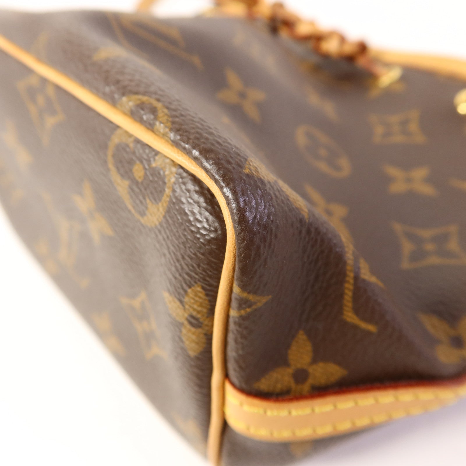 LOUIS VUITTON Monogram Nano Noe金扣肩背袋