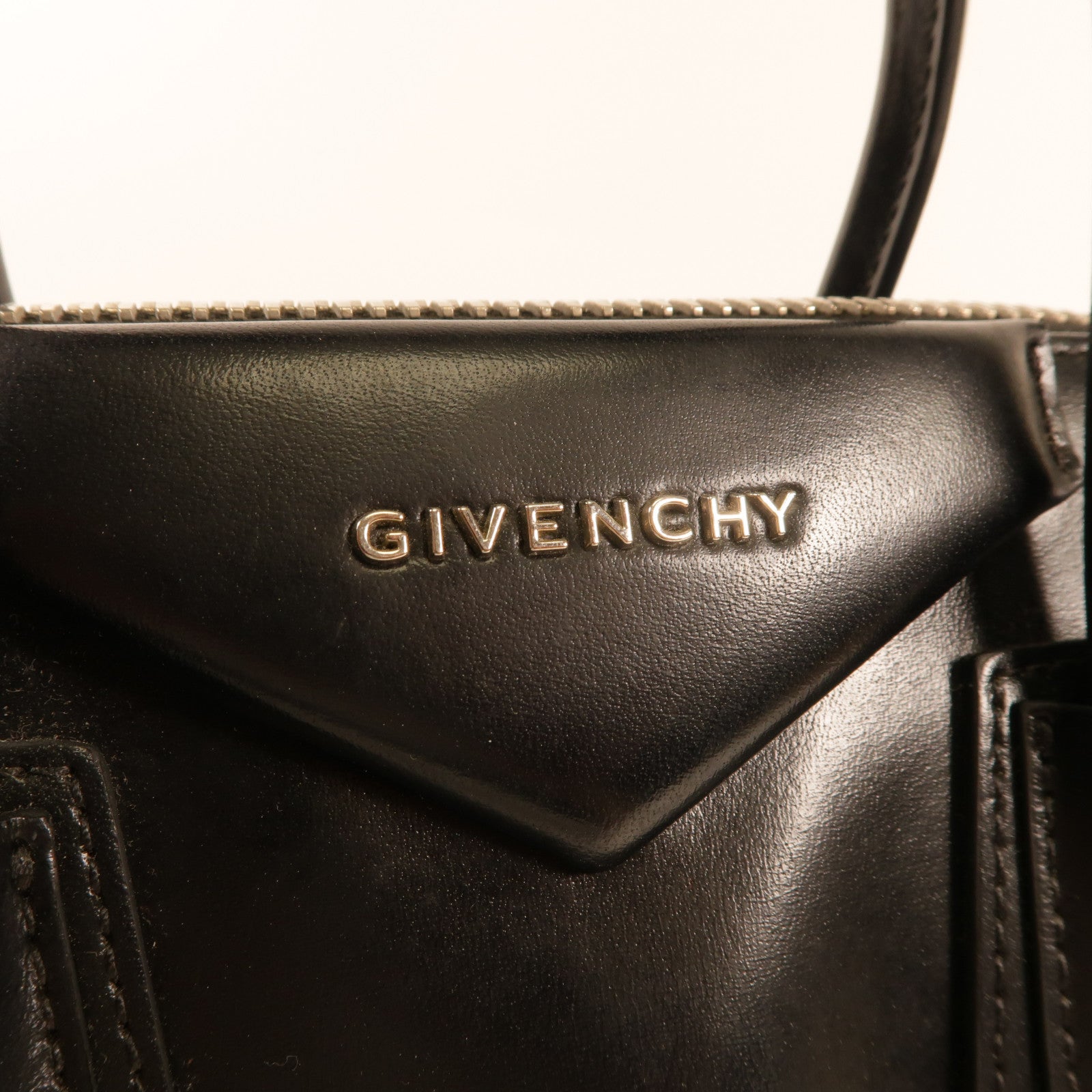 GIVENCHY 牛皮皮革Antigona bag銀扣手挽肩背兩用袋