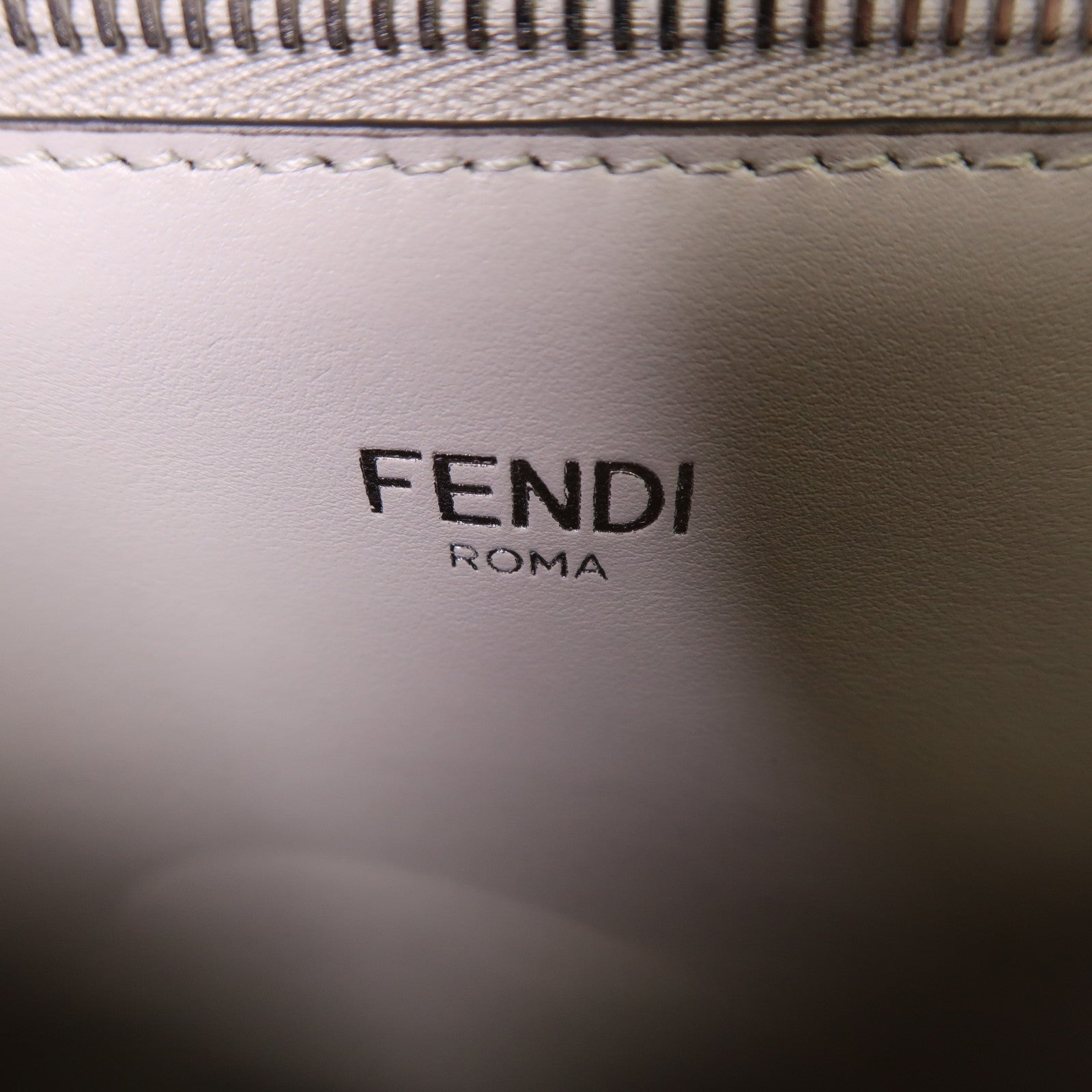 FENDI 牛皮皮革Peekaboo I See U Medium銀扣手挽肩背兩用袋