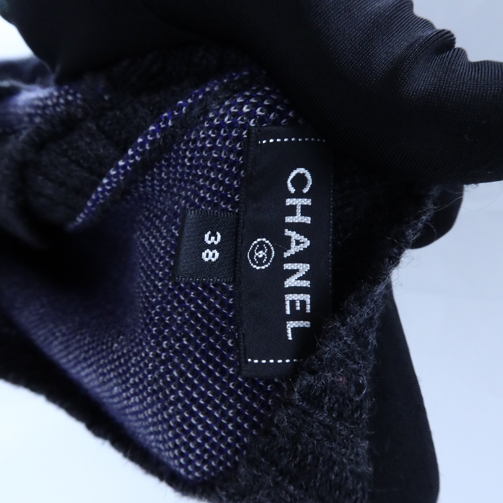 CHANEL Cashmere/Wool Knitted Sweater針織