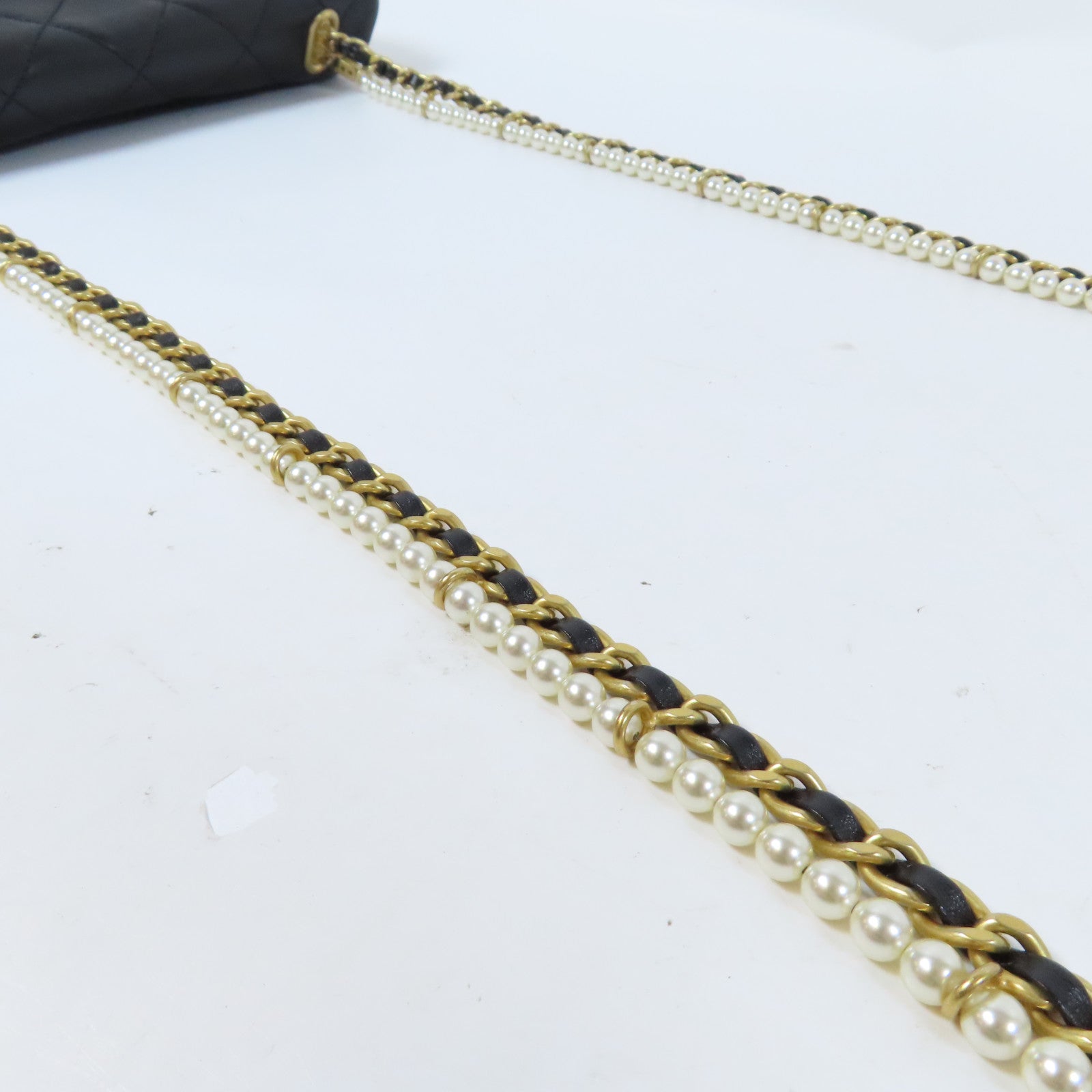 CHANEL 【激減優惠】菱格牛皮皮革Chain Shoulder金扣鏈帶肩背袋黑色