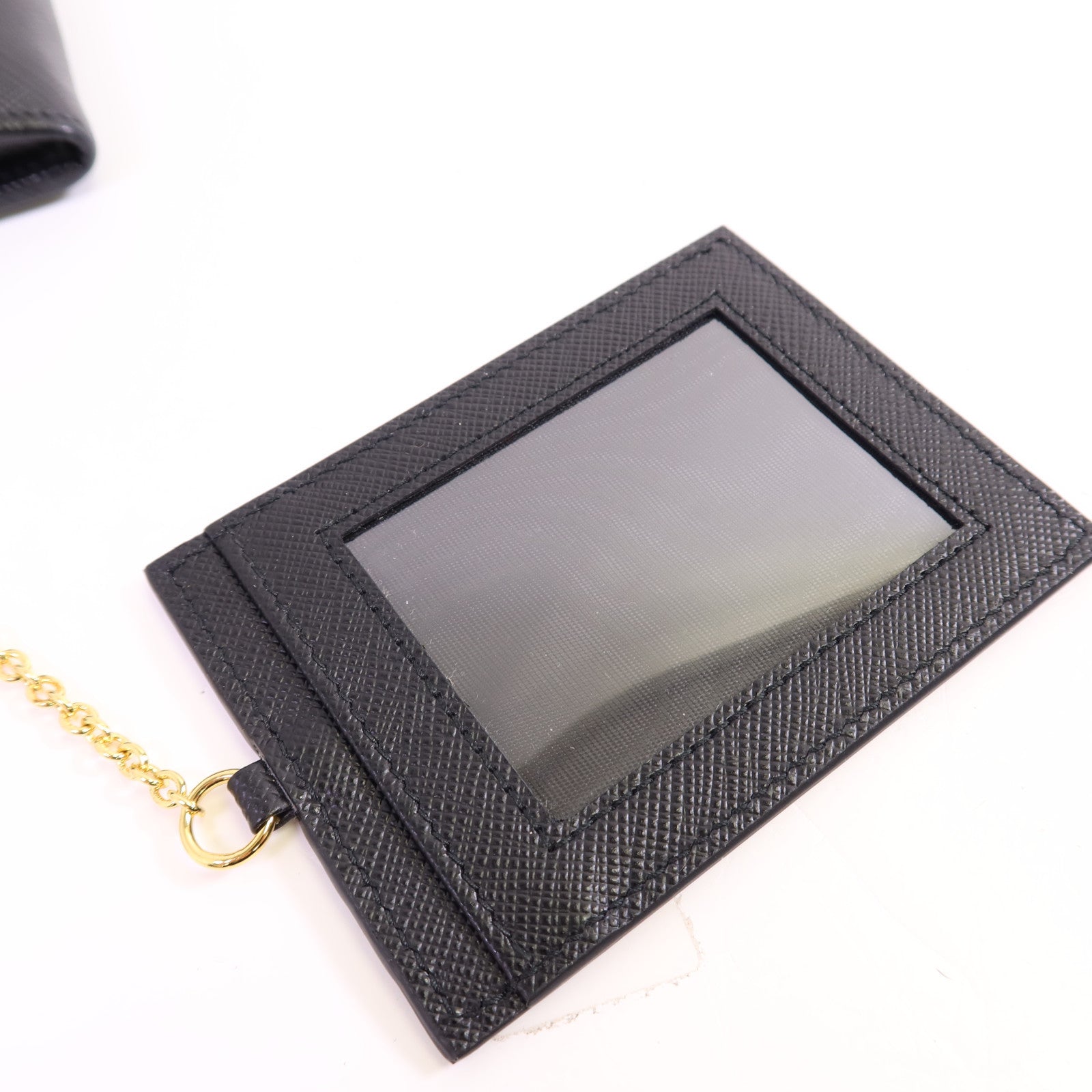 PRADA Saffiano皮革Long Wallet金扣長錢包