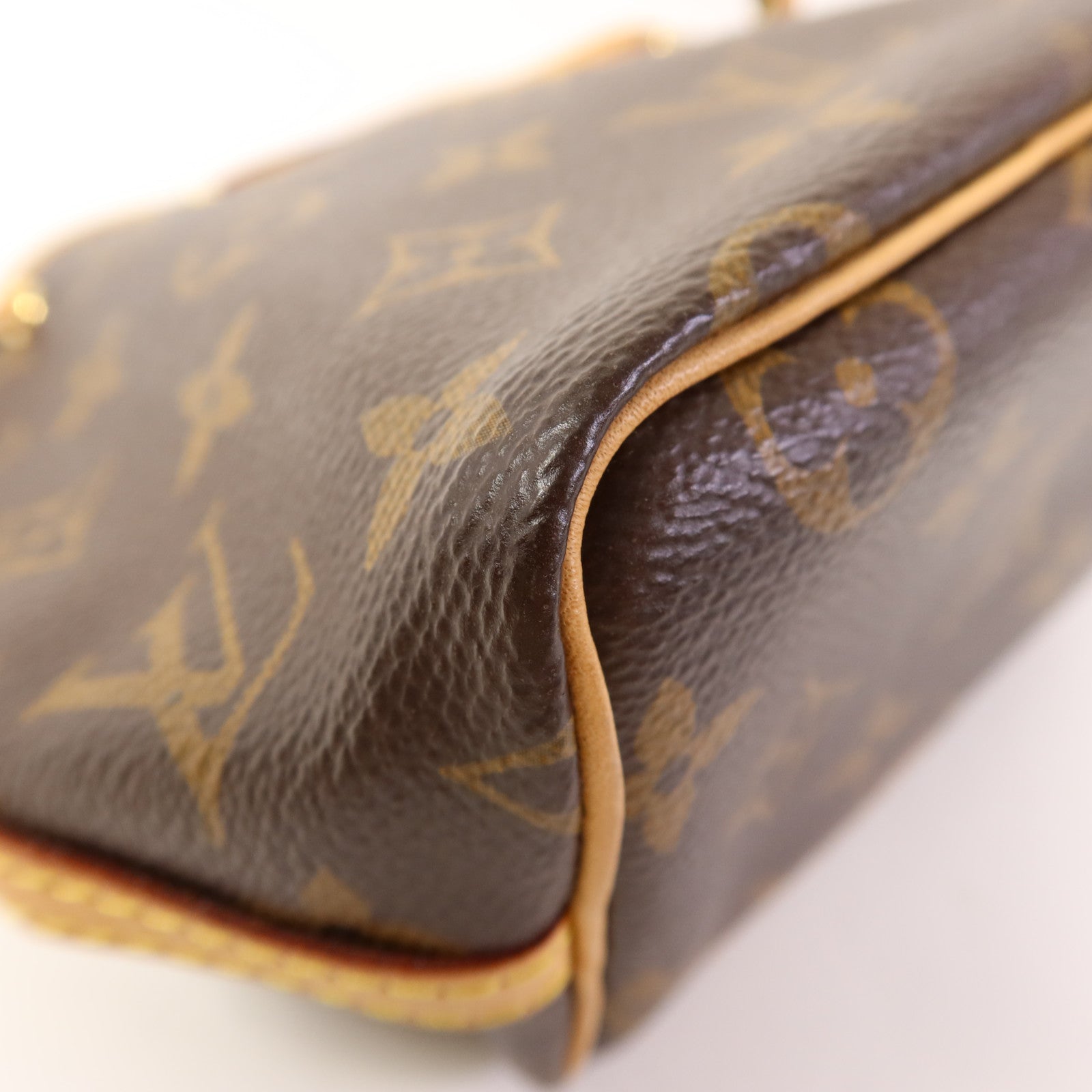 LOUIS VUITTON Monogram Nano Noe金扣肩背袋