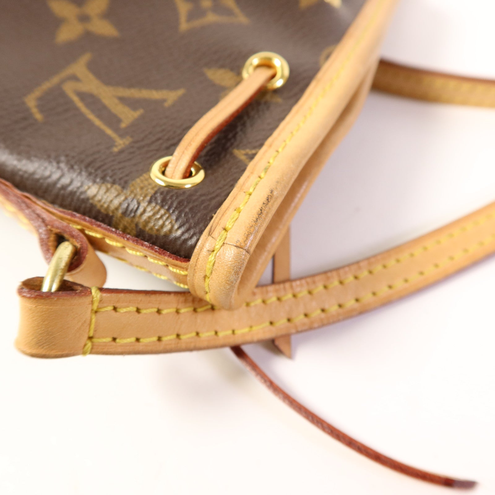 LOUIS VUITTON Monogram Nano Noe金扣肩背袋