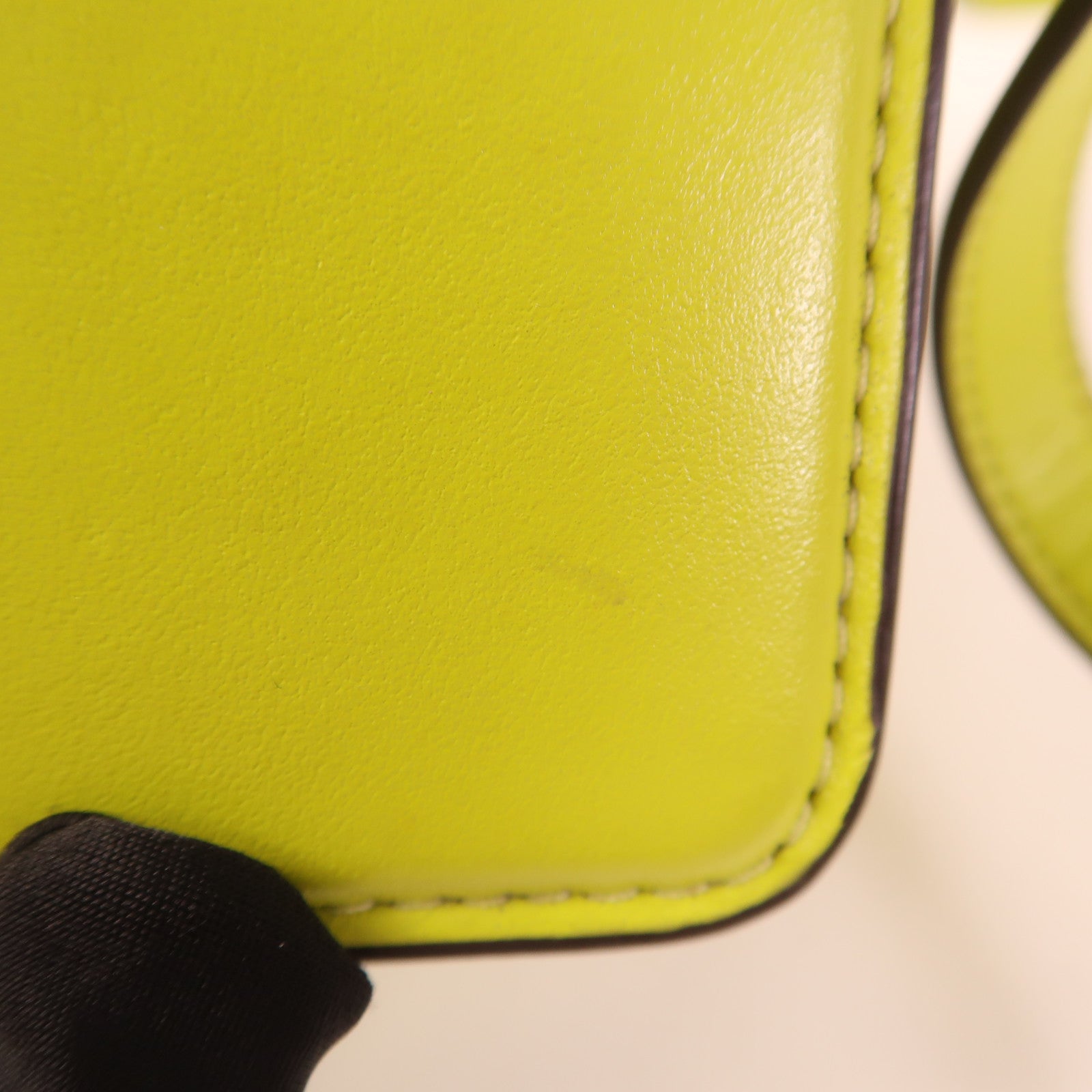 COACH 牛皮皮革Bandit Shoulder Bag銀扣肩背袋