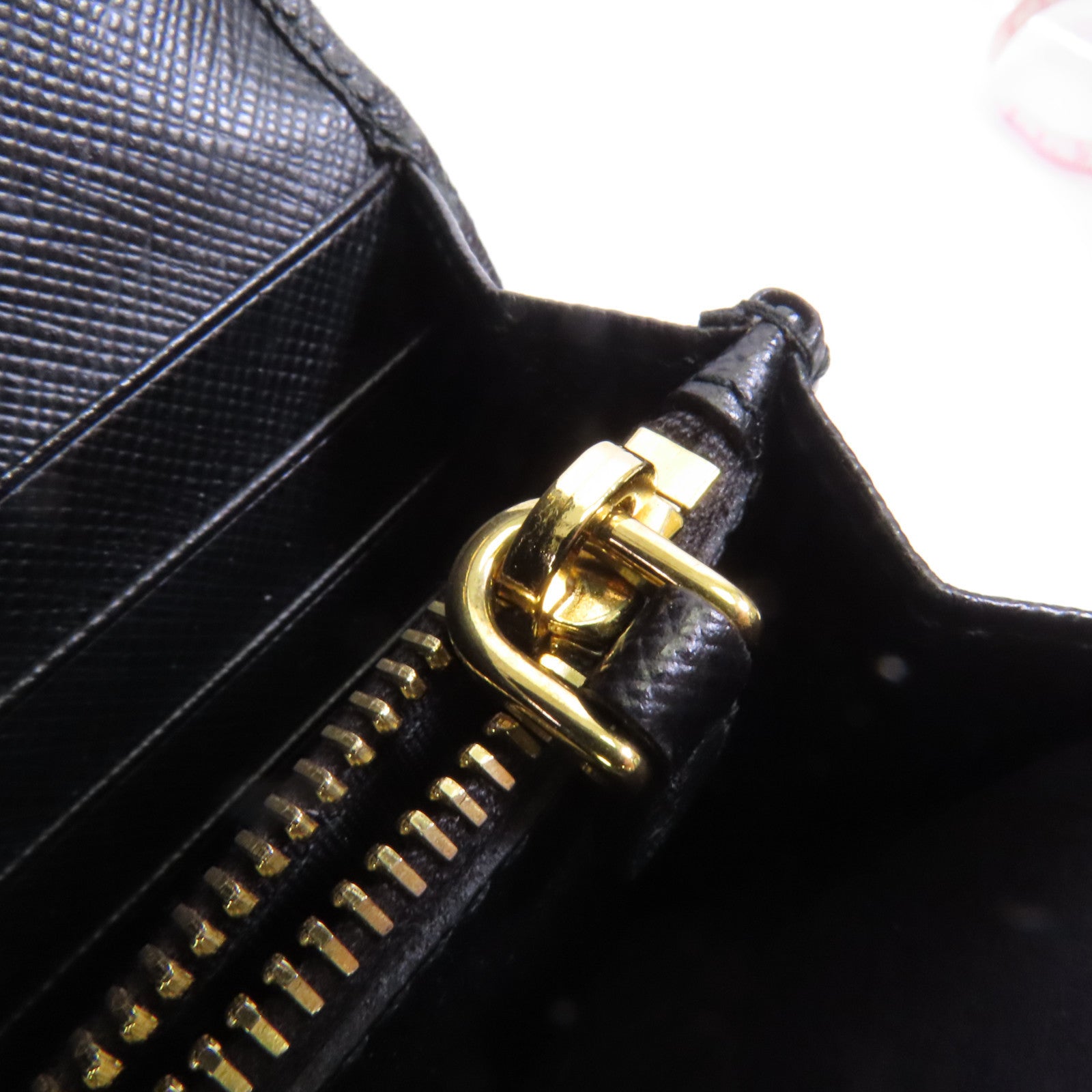 PRADA Saffiano皮革Long Wallet金扣長錢包