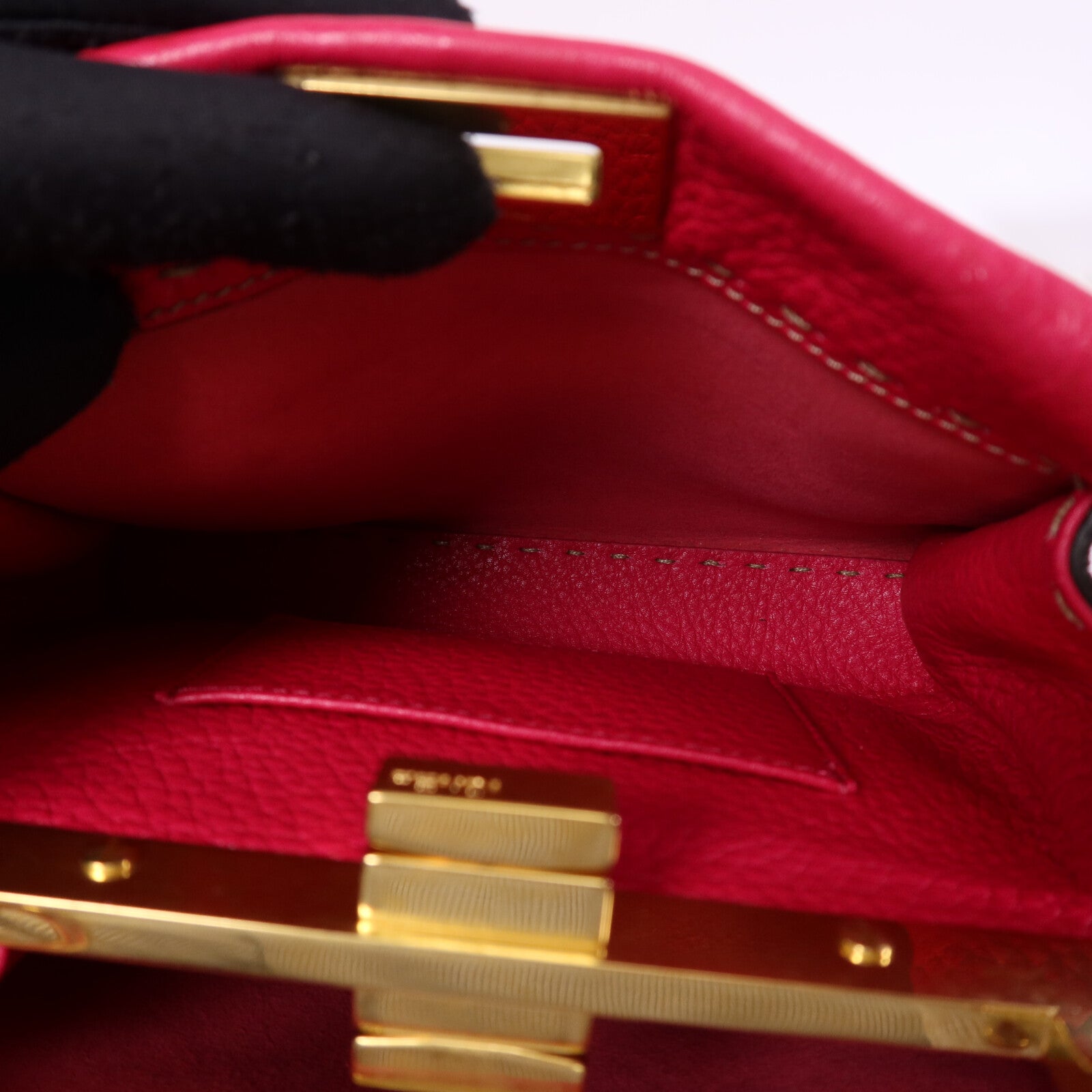 FENDI 牛皮皮革Selleria Peckaboo金扣手挽肩背兩用袋