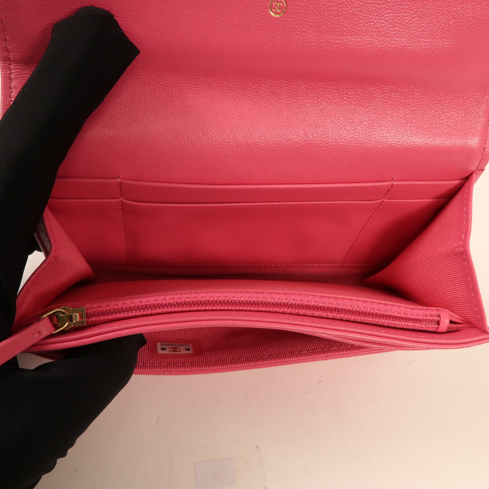 CHANEL 【激減優惠】牛皮皮革C19 Medium Flap Wallet金扣長錢包