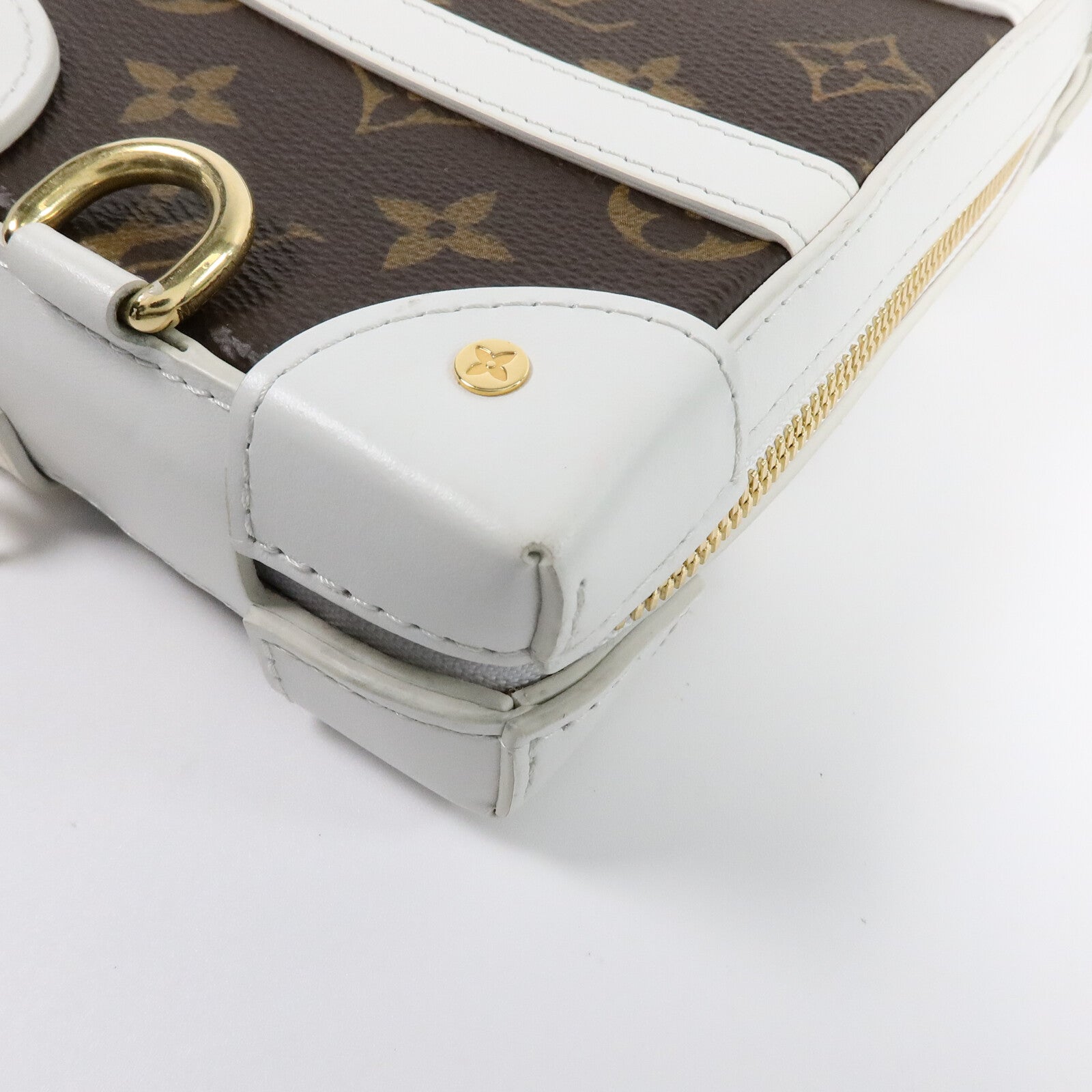 LOUIS VUITTON Monogram LVxNBA Soft Trunk肩背袋