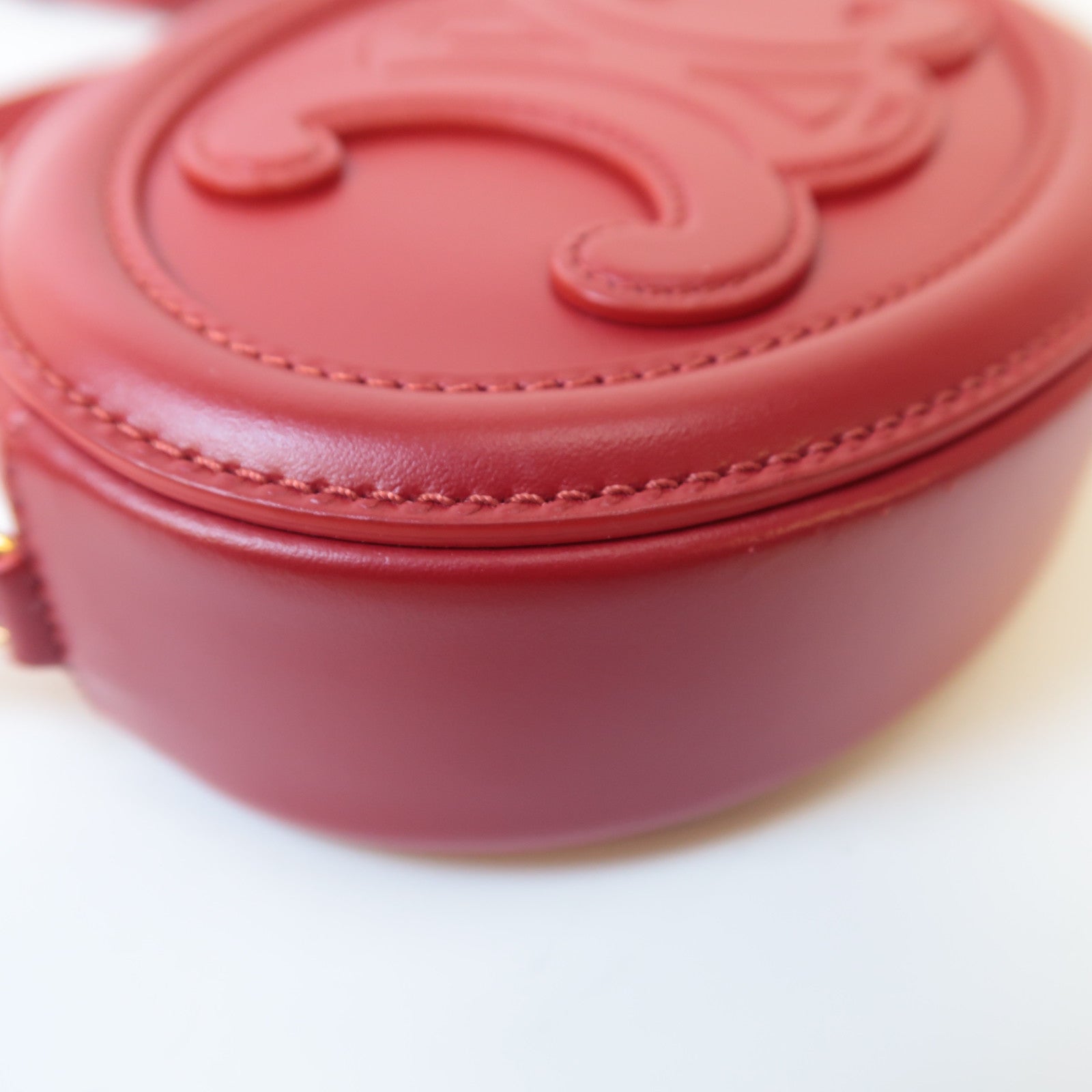 CELINE 【激減優惠】牛皮皮革Cuir Triomphe金扣肩背袋紅色