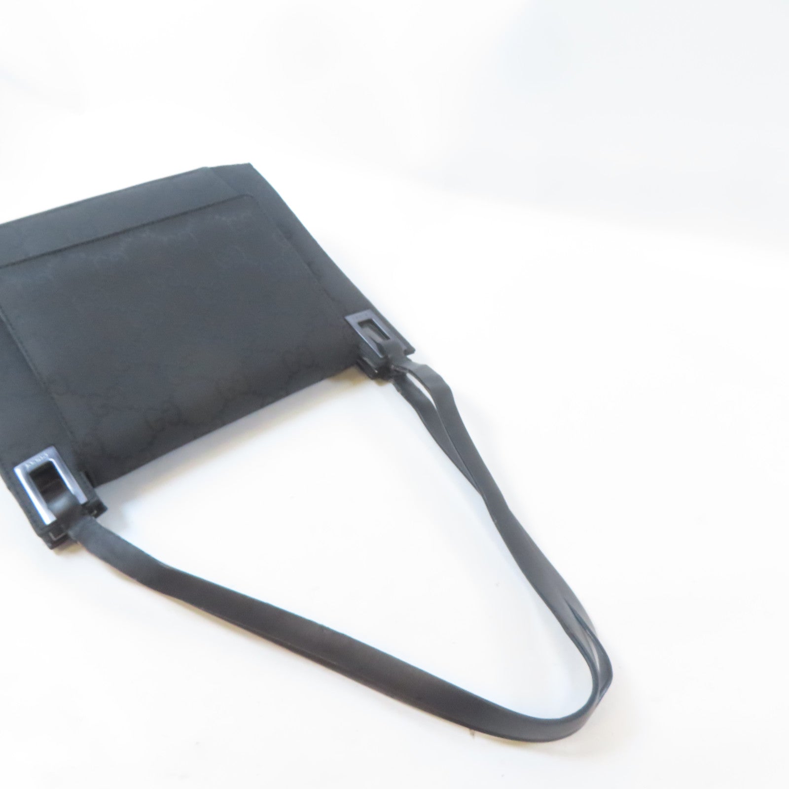 GUCCI 尼龍Shoulder Bag銀扣肩背袋黑色