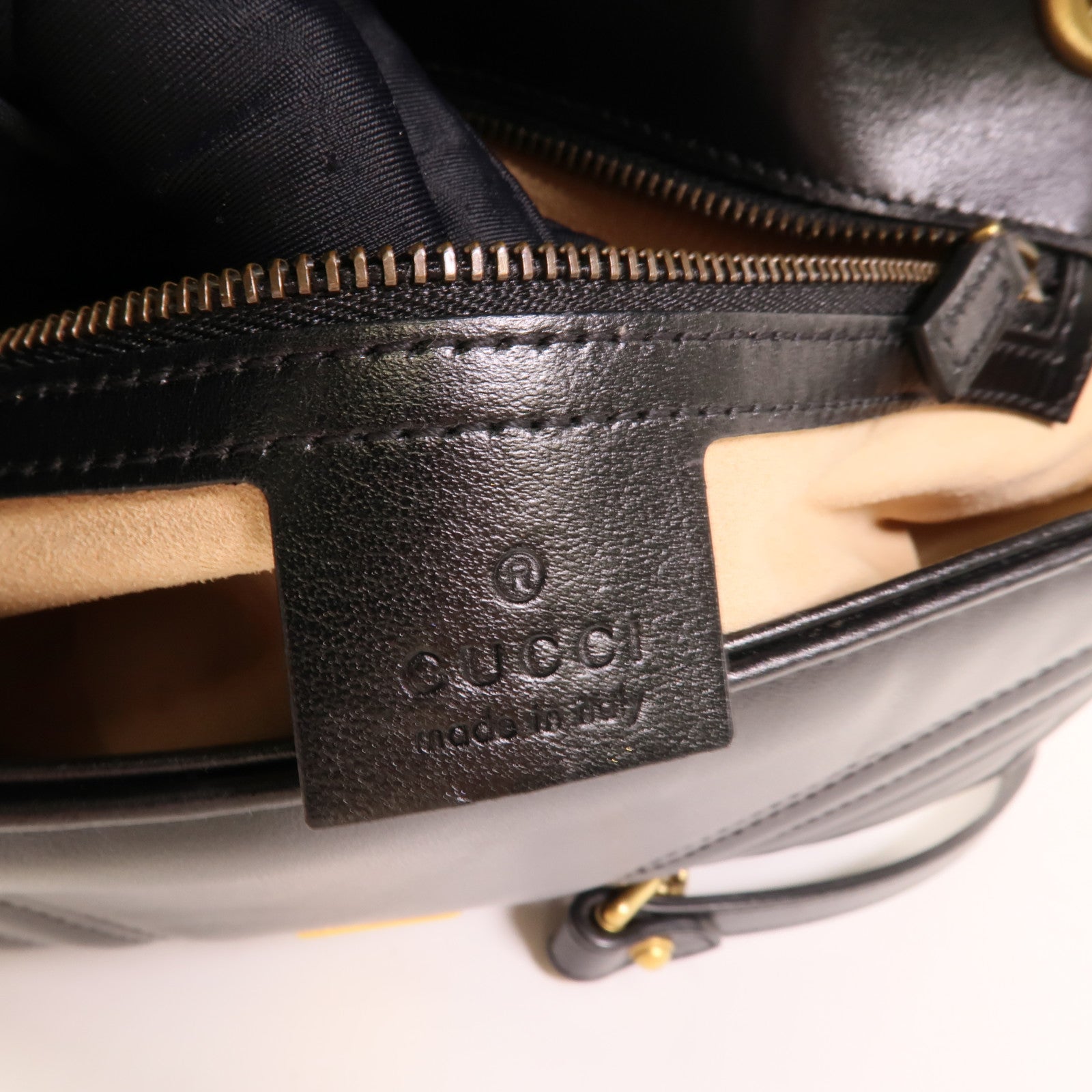 GUCCI 皮革GG Marmont鏈帶肩背袋