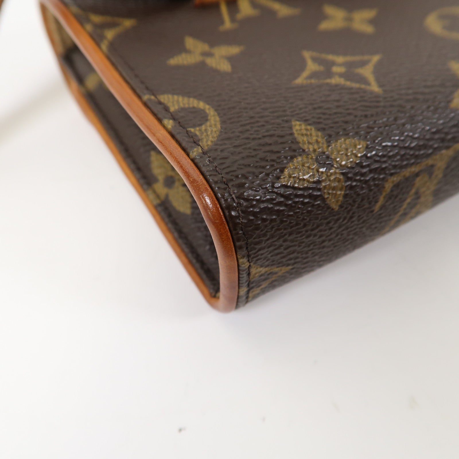 LOUIS VUITTON Monogram Pochette Florentine金扣手拿包啡色