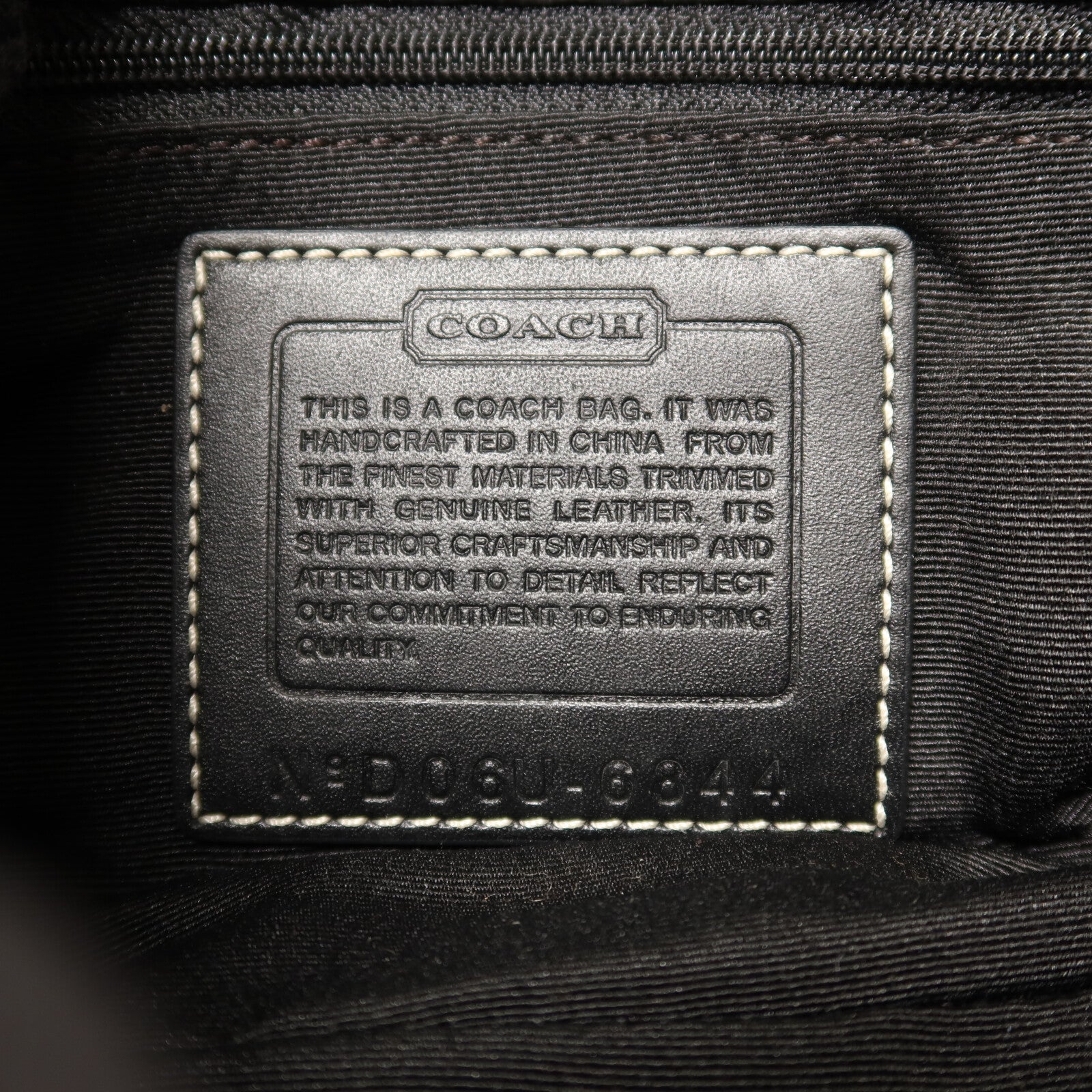COACH 帆布Shoulder Bag銀扣肩背袋