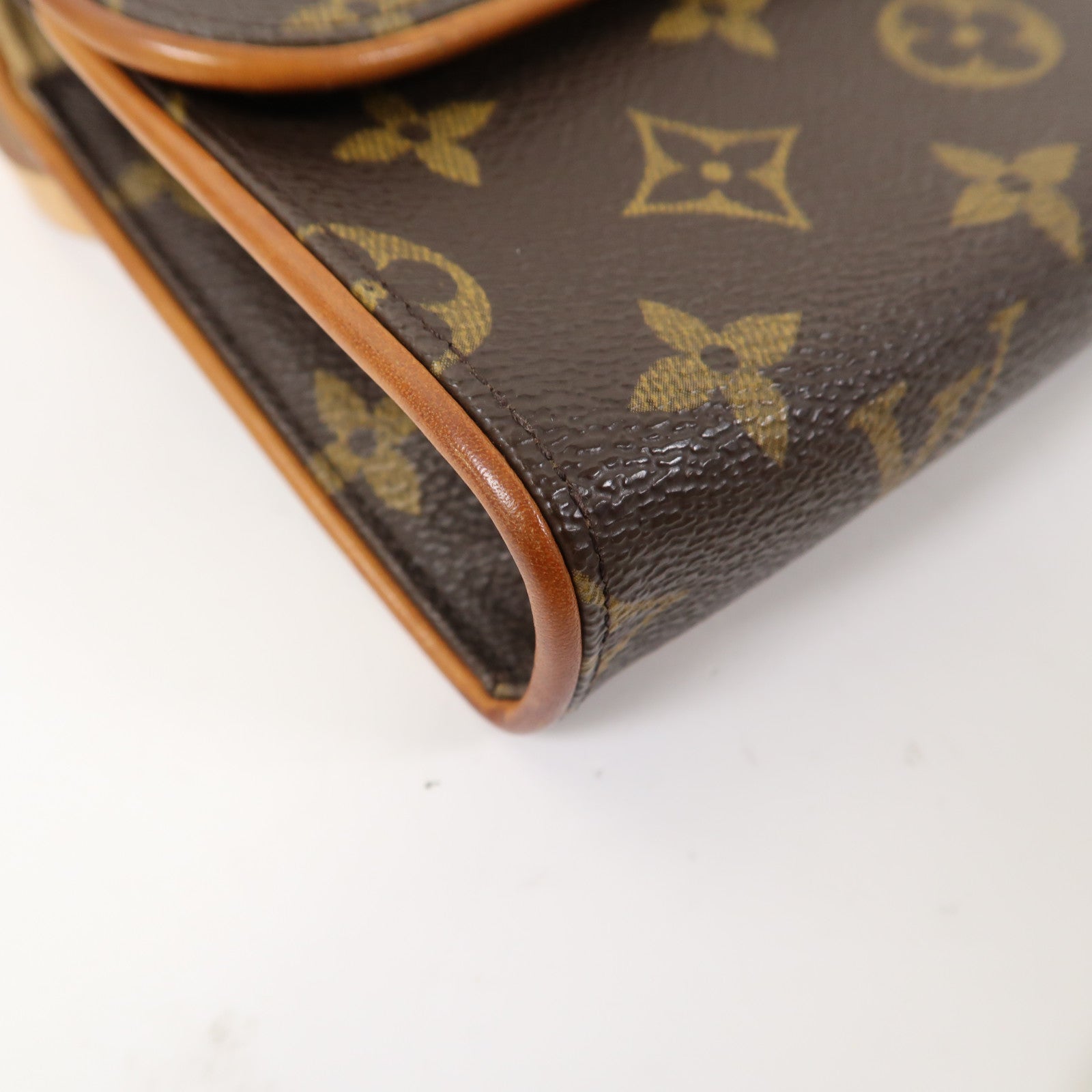 LOUIS VUITTON Monogram Pochette Florentine金扣手拿包啡色