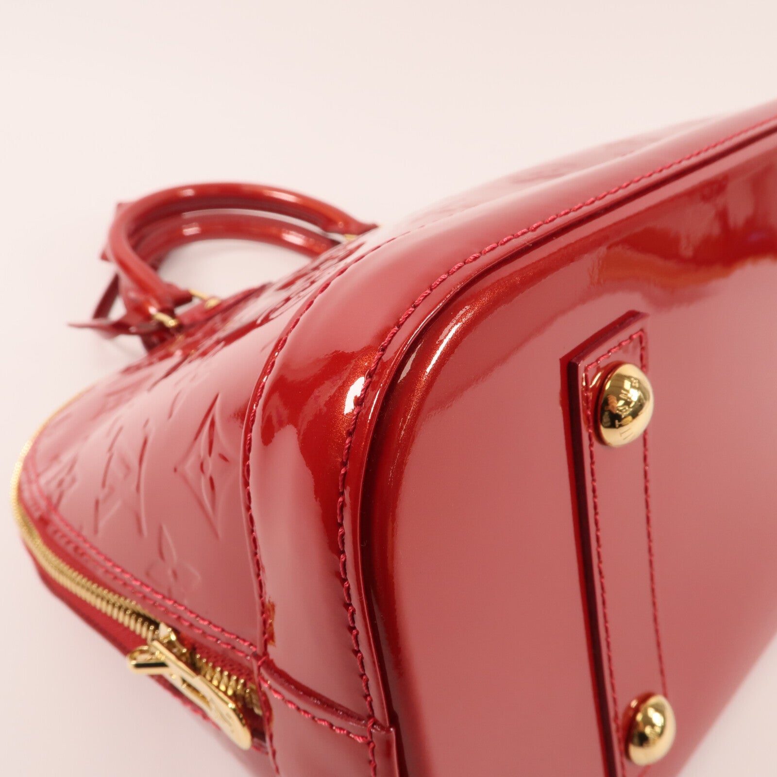 LOUIS VUITTON Monogram Vernis Alma MM金扣手挽袋