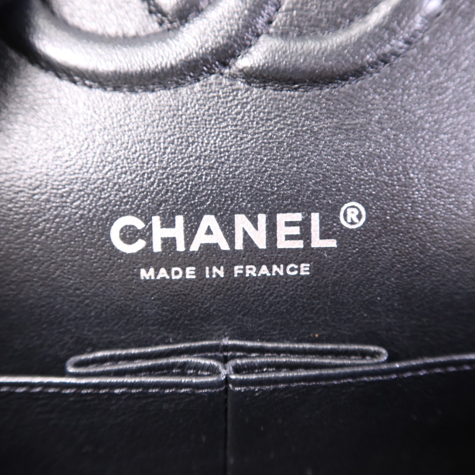 CHANEL 羊皮皮革Classic Flap銀扣鏈帶肩背袋