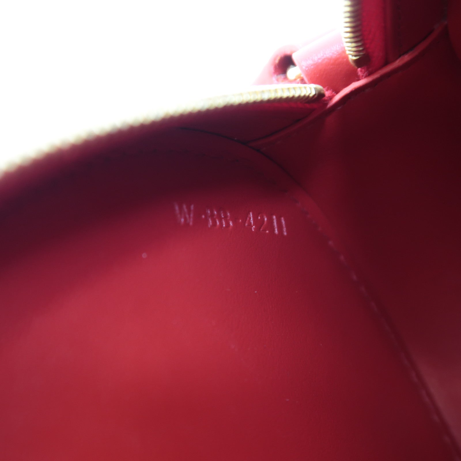 CELINE 【激減優惠】牛皮皮革Cuir Triomphe金扣肩背袋紅色