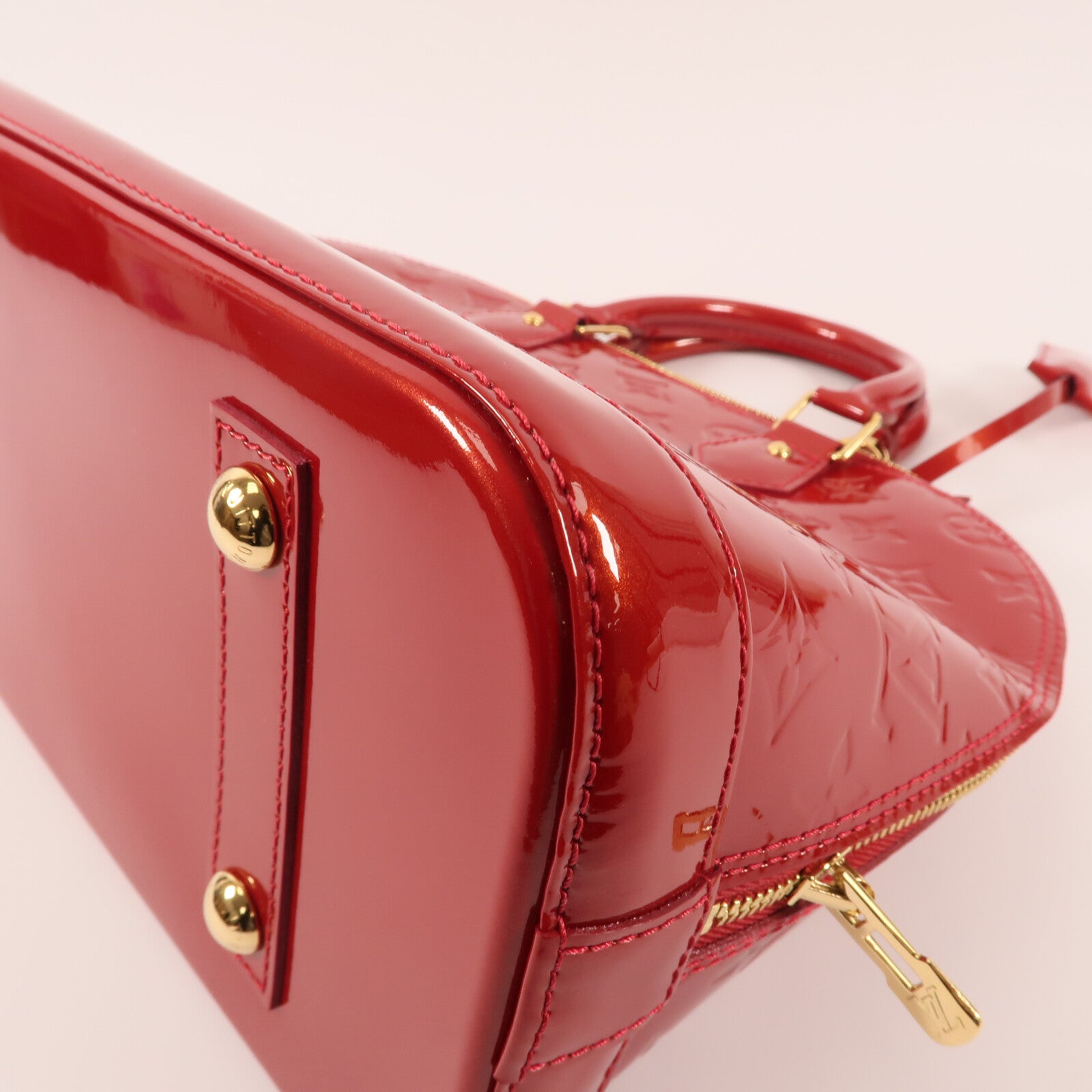 LOUIS VUITTON Monogram Vernis Alma MM金扣手挽袋