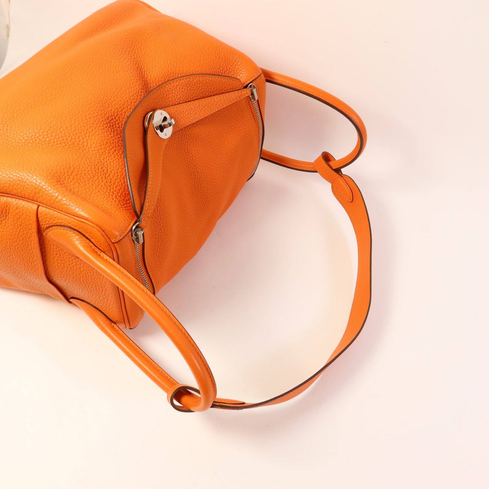 HERMES 【激減優惠】Clemence皮革Lindy 30銀扣手挽肩背兩用袋Orange