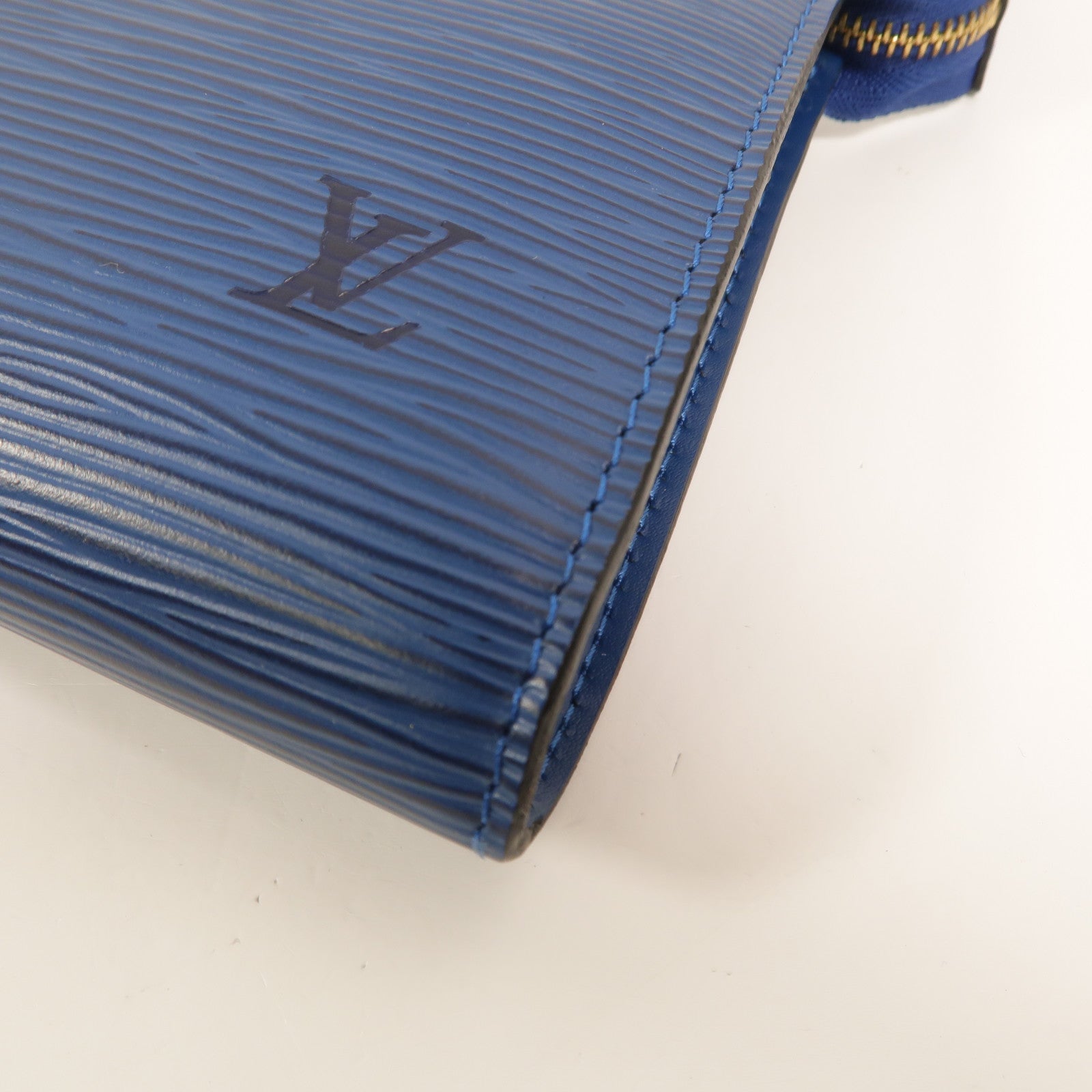 LOUIS VUITTON Epi Pochette Accessories手拿包