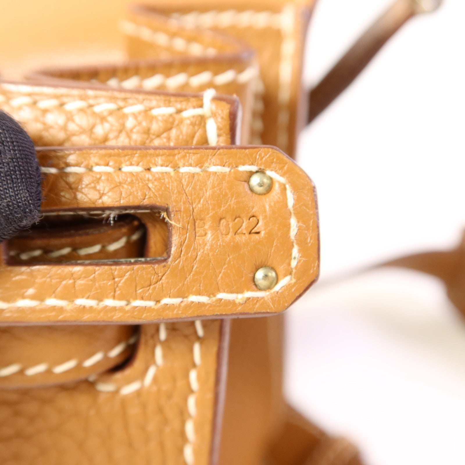 HERMES Clemence皮革Jypsiere 28銀扣肩背袋Gold