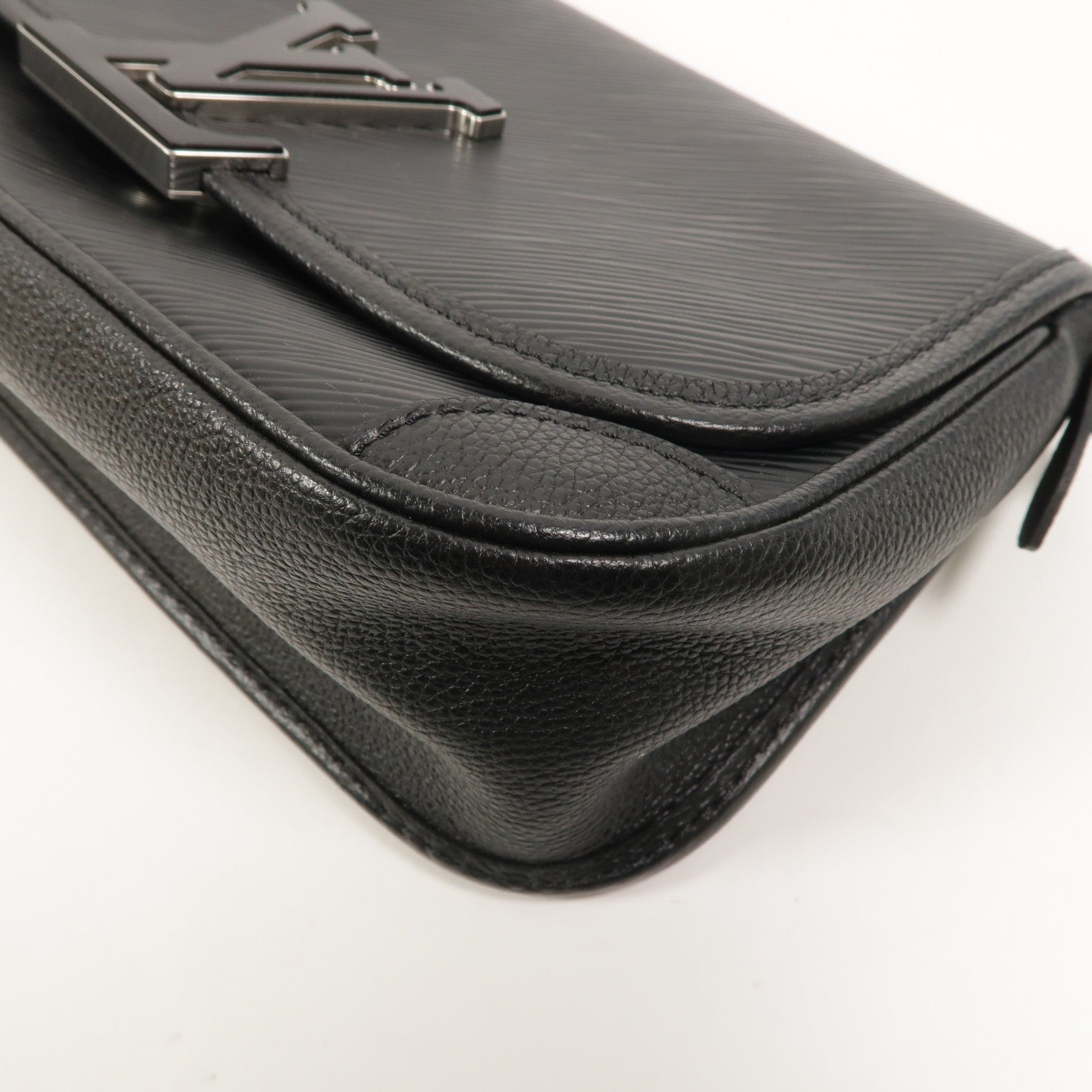 LOUIS VUITTON Epi Buci肩背袋