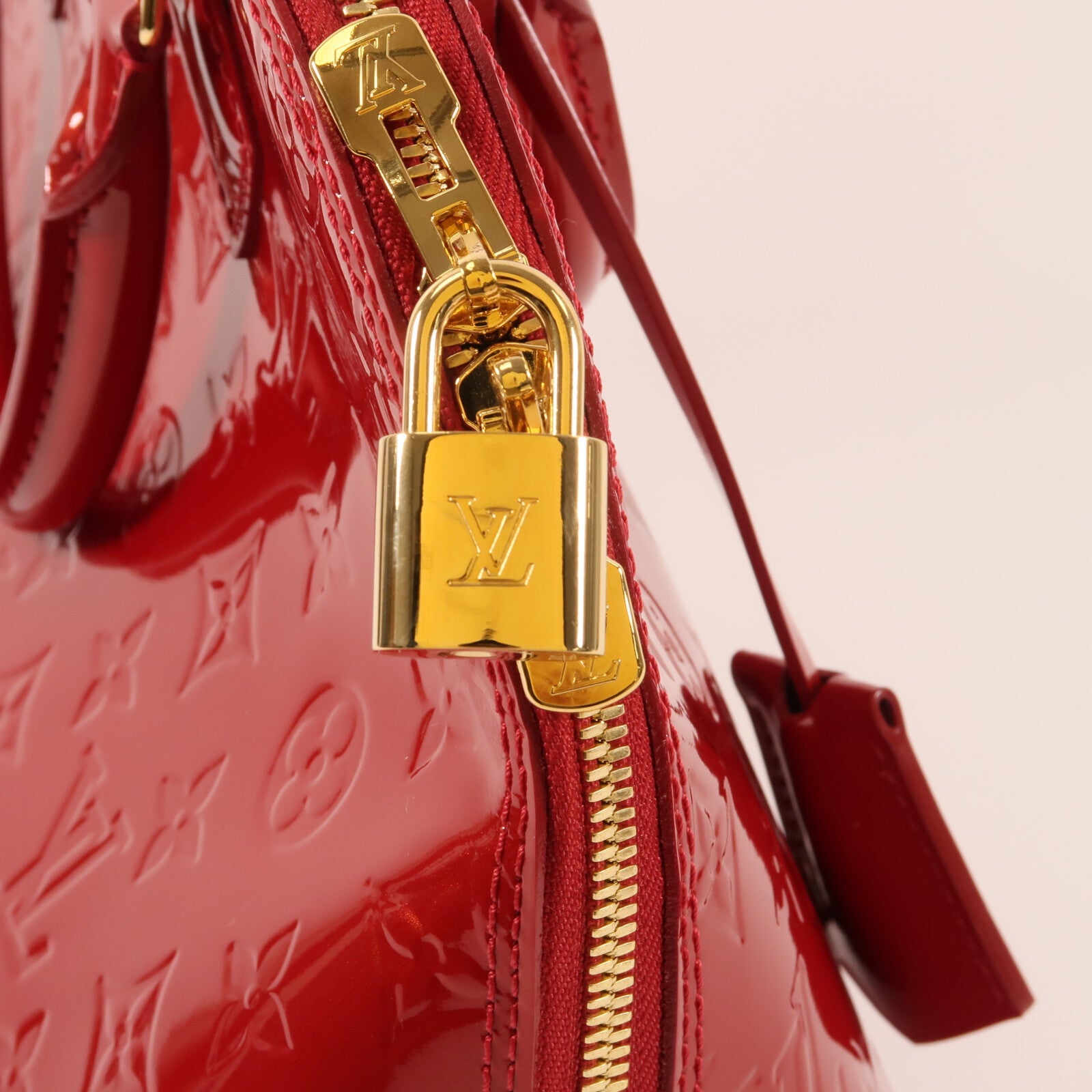 LOUIS VUITTON Monogram Vernis Alma MM金扣手挽袋