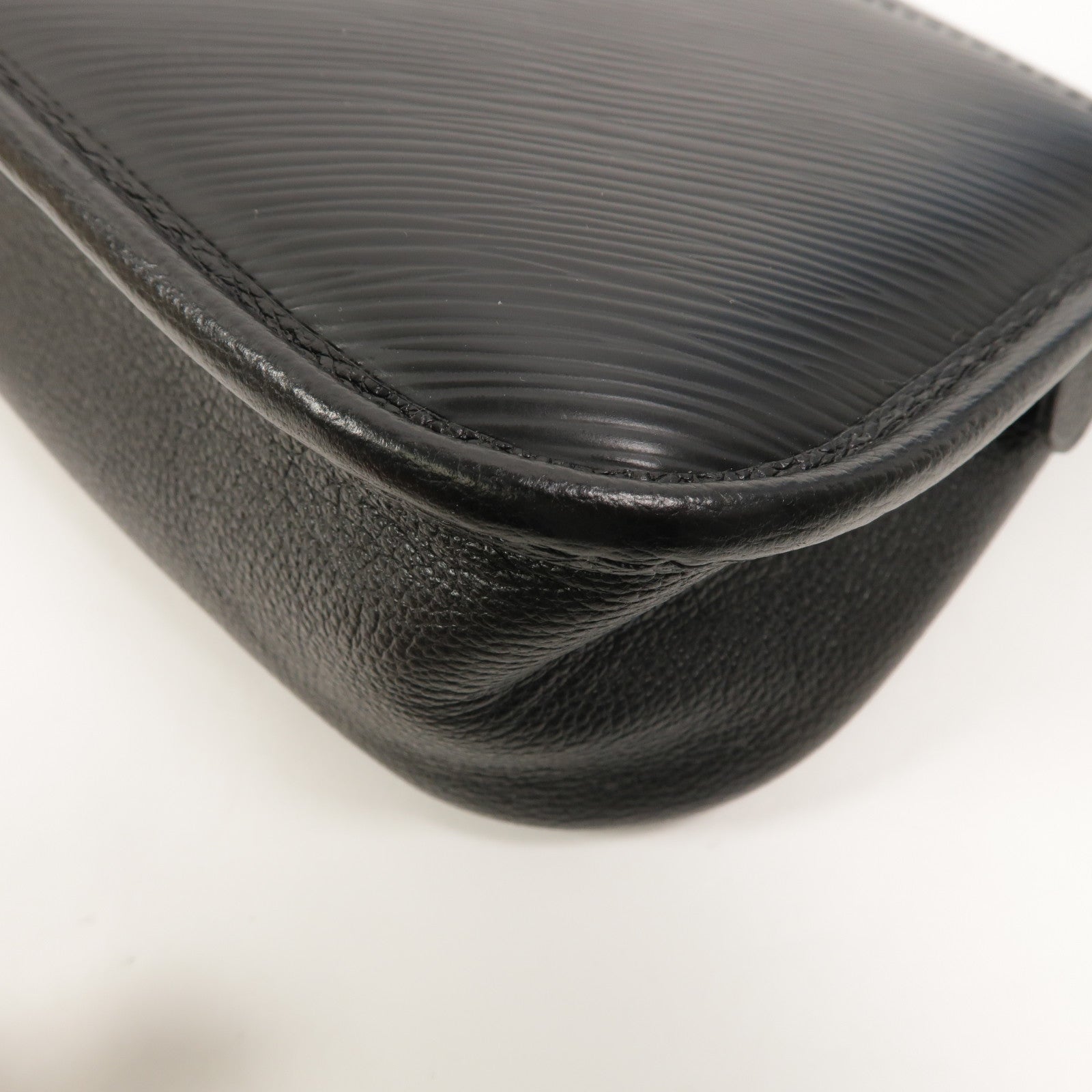 LOUIS VUITTON Epi Buci肩背袋