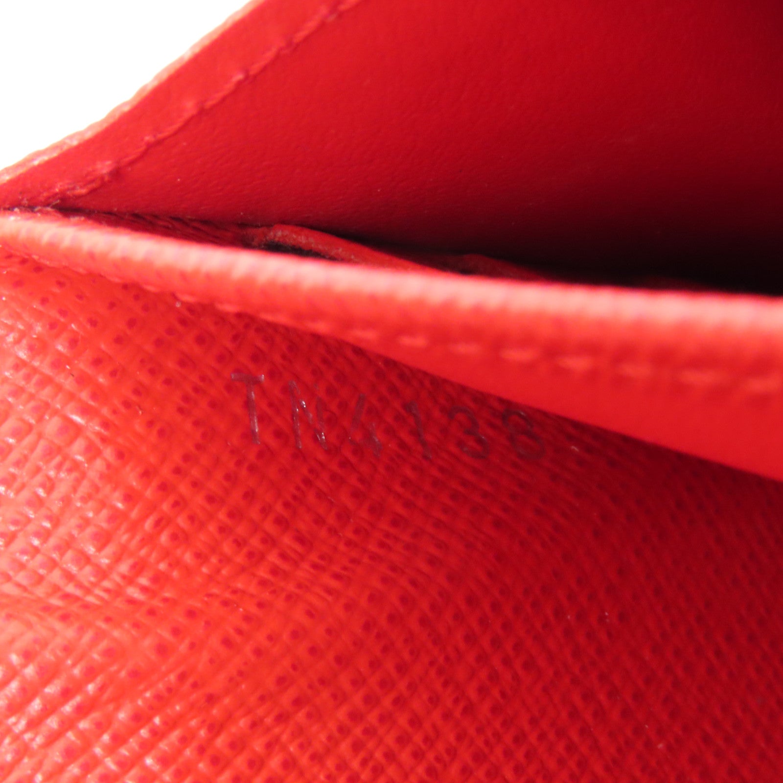 LOUIS VUITTON Epi Twist Wallet銀扣長錢包