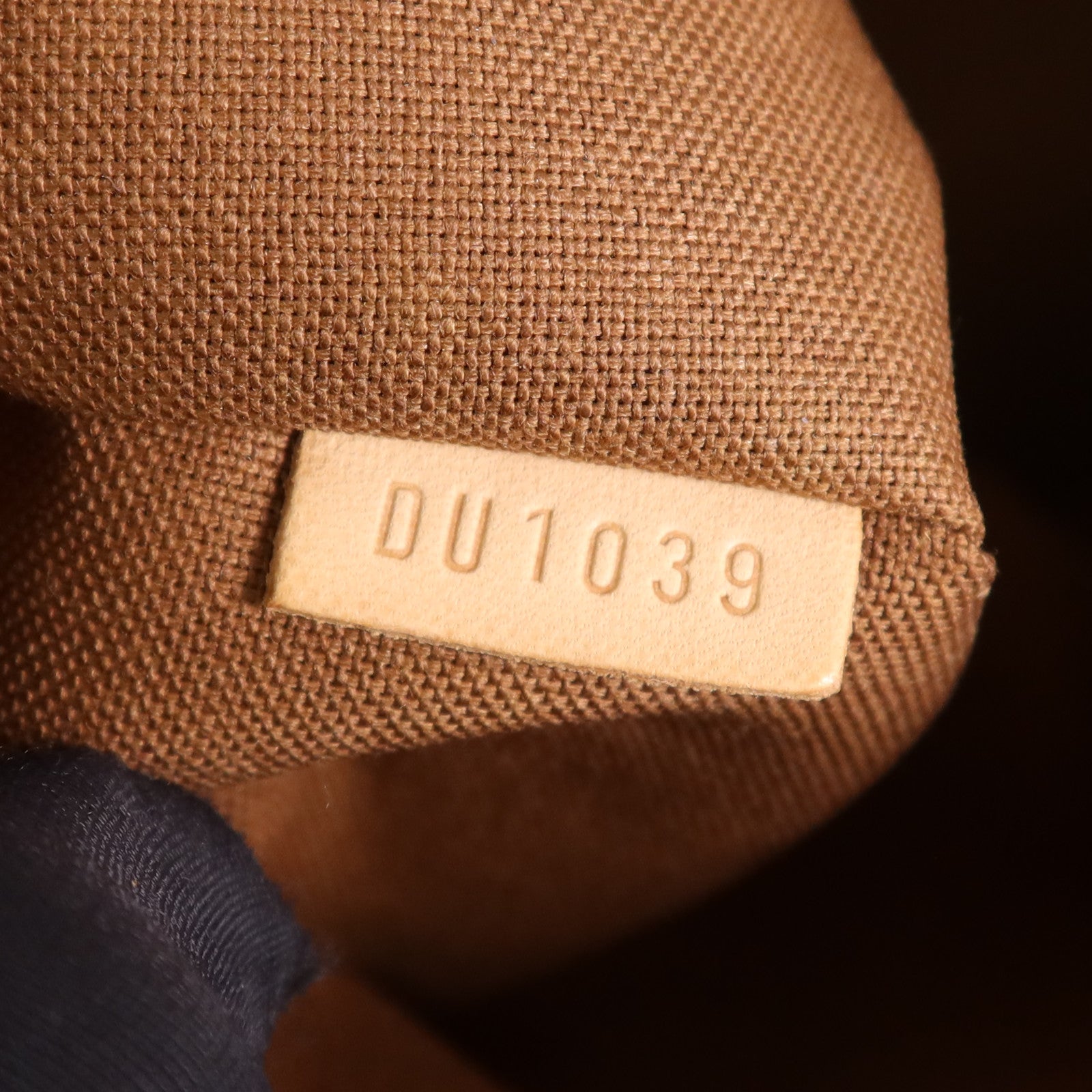 LOUIS VUITTON Monogram Cabas Beaubourg金扣肩背袋