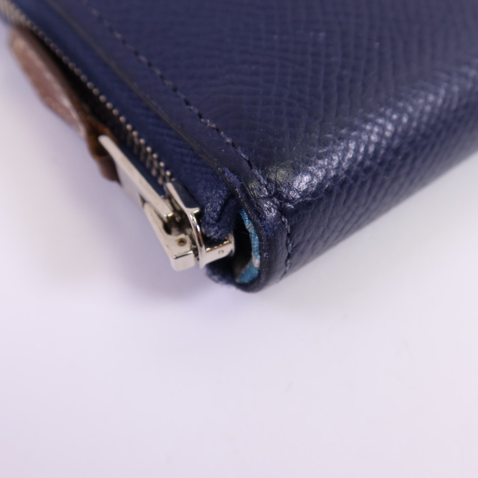 HERMES Epsom皮革Silk'In Classique Long Wallet銀扣拉鏈長錢包