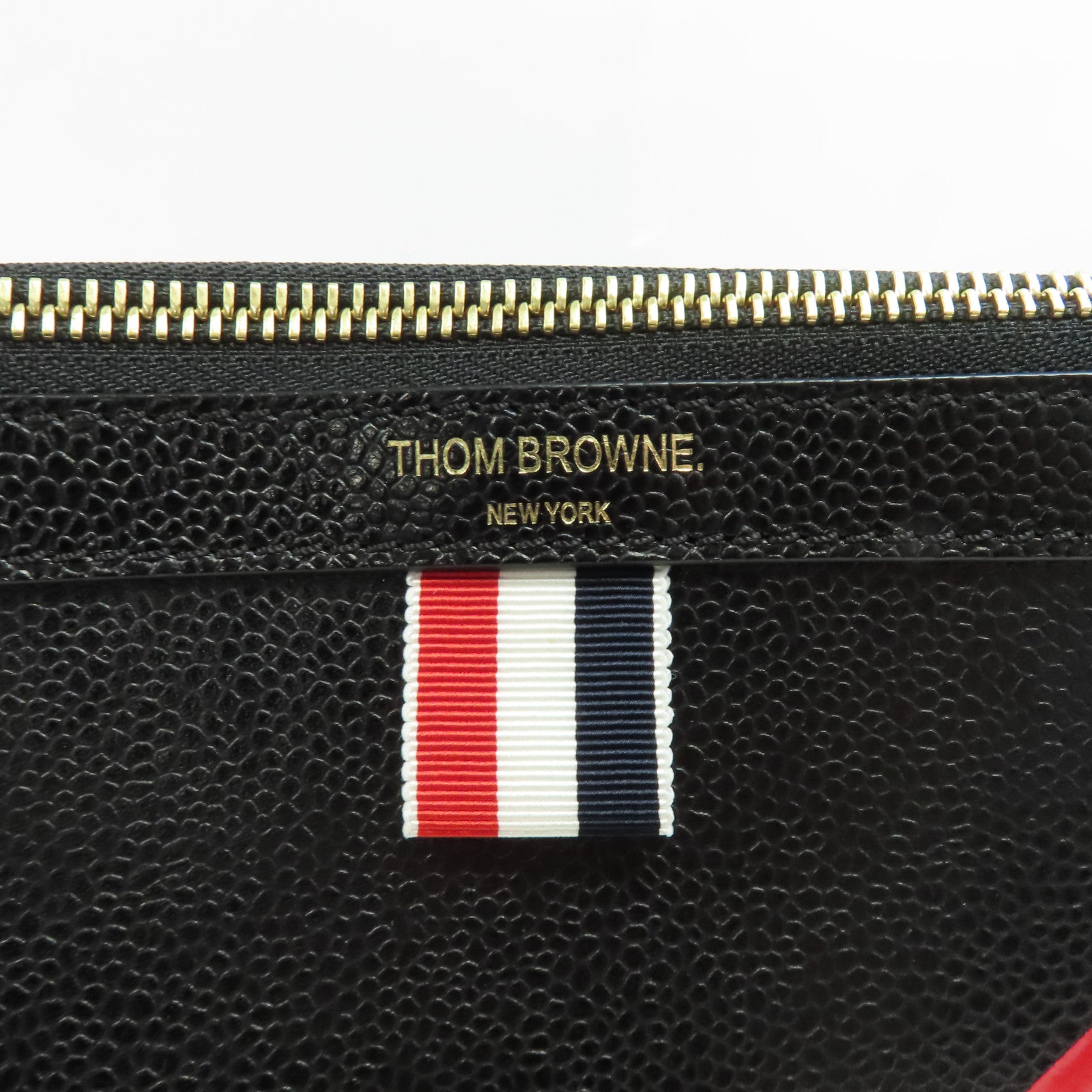 THOM BROWNE 牛皮皮革Thom Browne Clutch金扣手拿包黑色