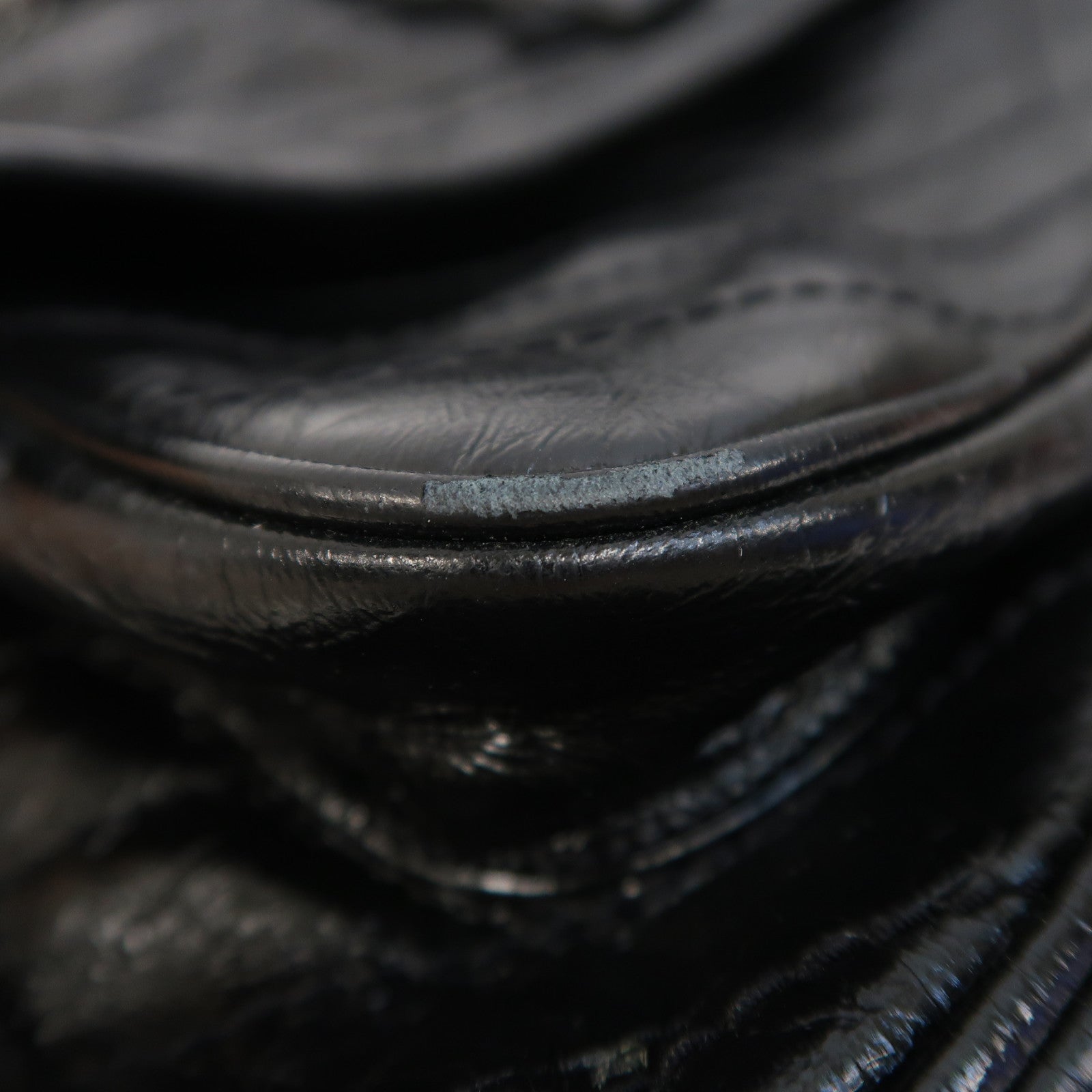 SAINT LAURENT 牛皮皮革Shoulder Bag銀扣鏈帶肩背袋黑色