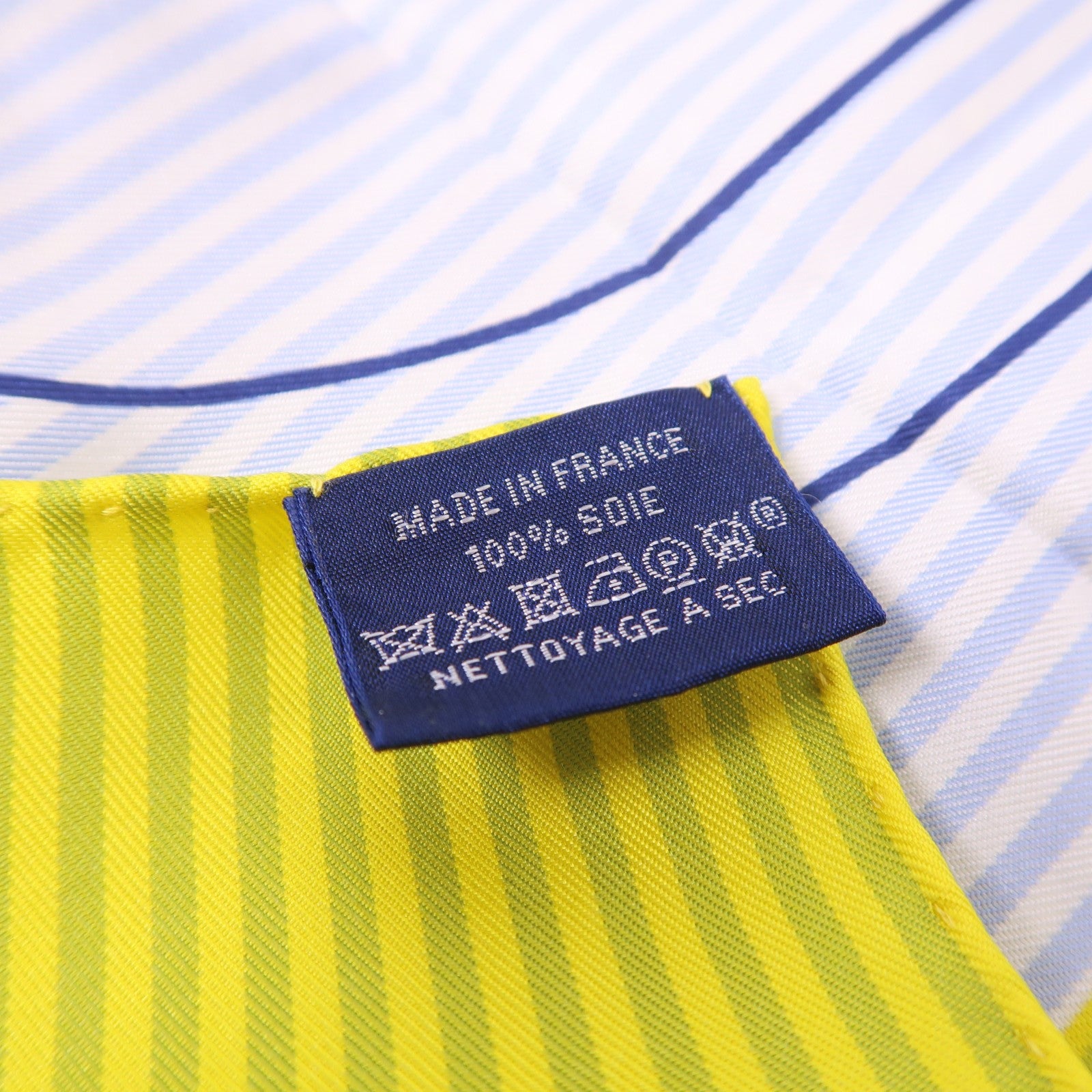 HERMES 絲質Scarf絲巾